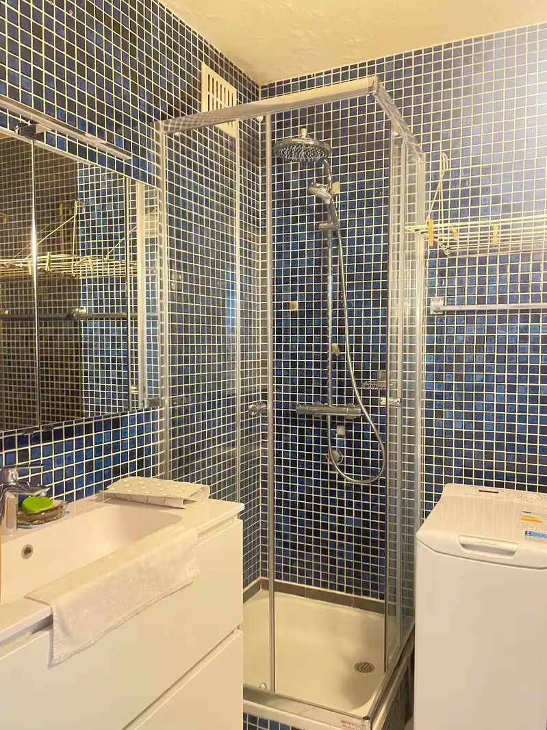Ruim appartement te koop middenin het centrum van Westende-Bad foto 6