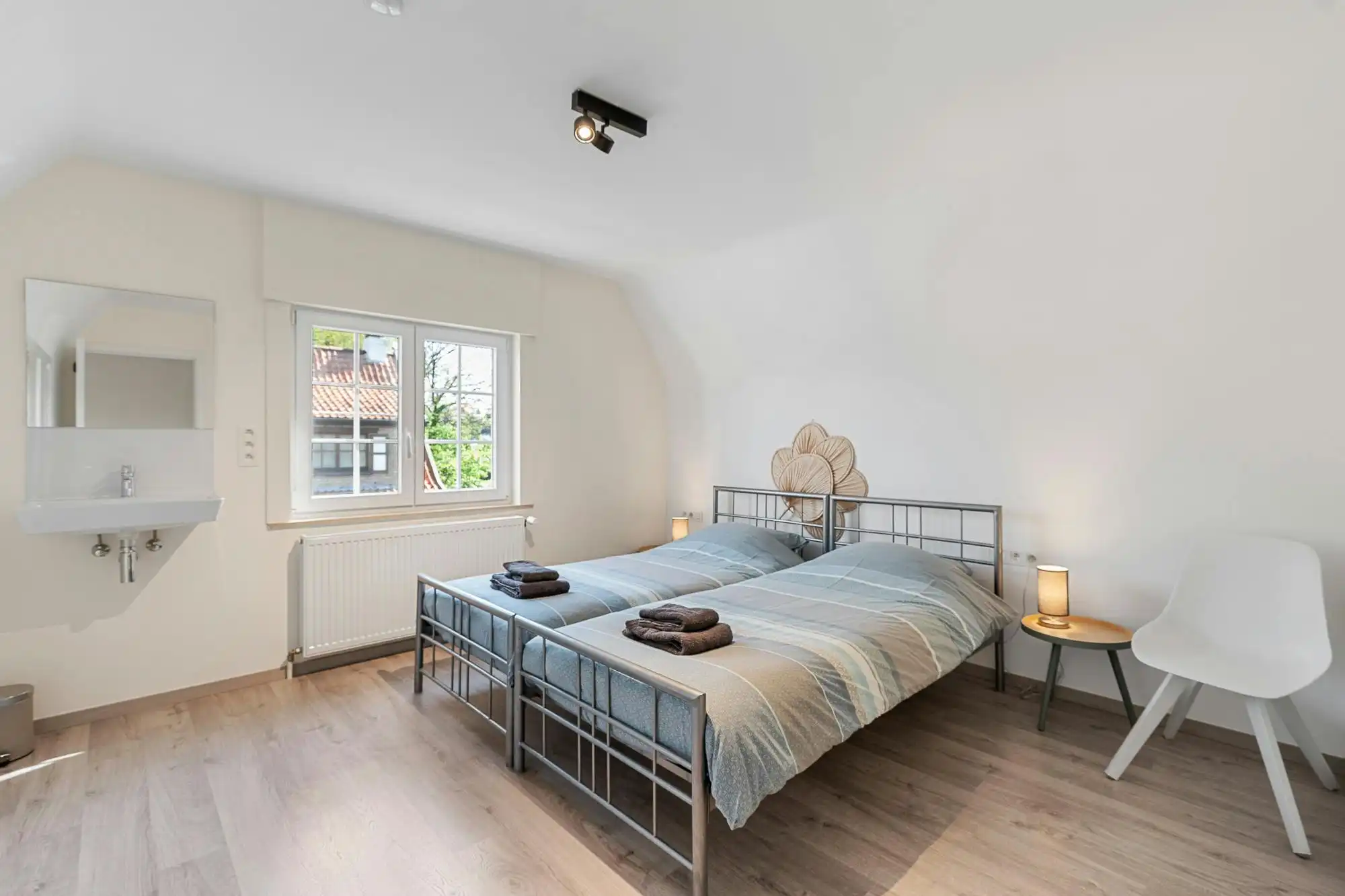 Prachtige villa met 4 slaapkamers in de Simli wijk. foto 7