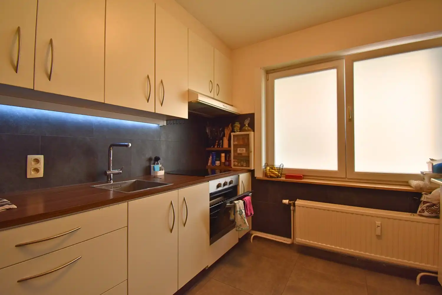 Gelijkvloers appartement met 2 slaapkamers en garage foto 5