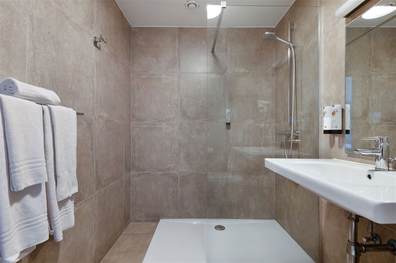 Overname van een succesvol hotel foto 13