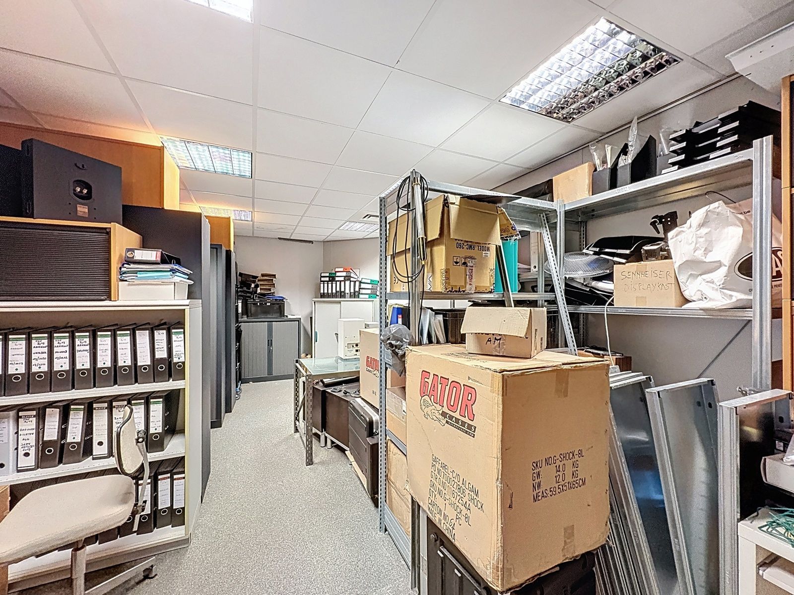 Commercieel Pand met Grote Visibiliteit vlakbij Bredabaan foto 16