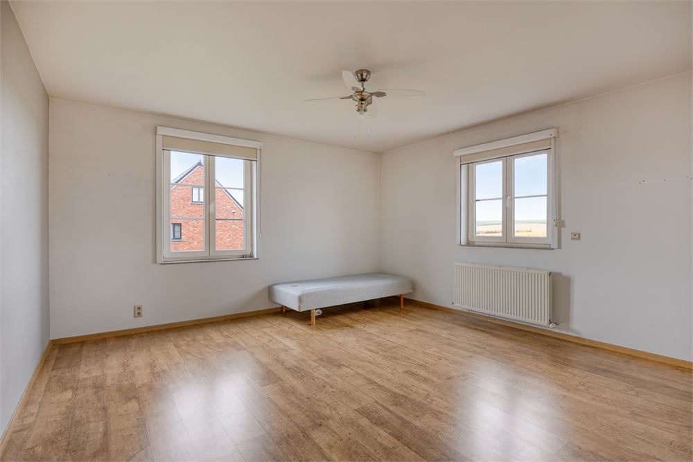 Ruime woning op perceel met uitzicht foto 15