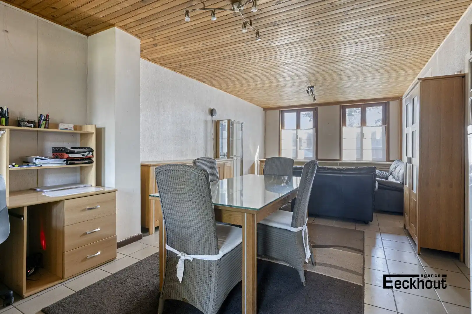Voormalige pastoriewoning met grote, zonnige tuin op charmante ligging! foto 4