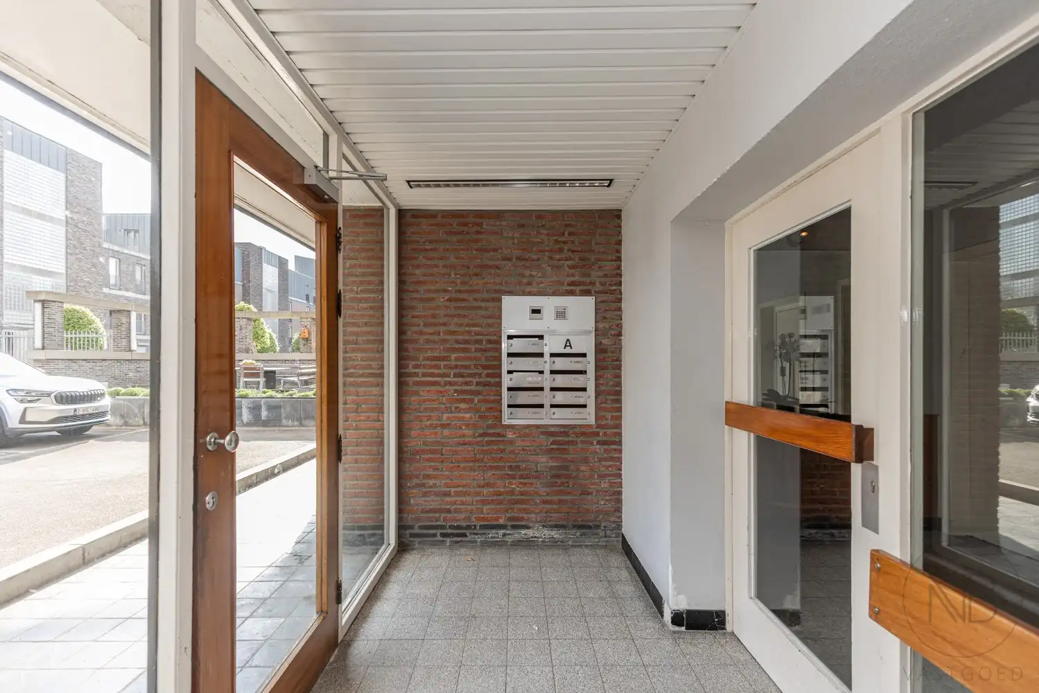 Drie slaapkamer appartement in het centrum van Genk foto 2