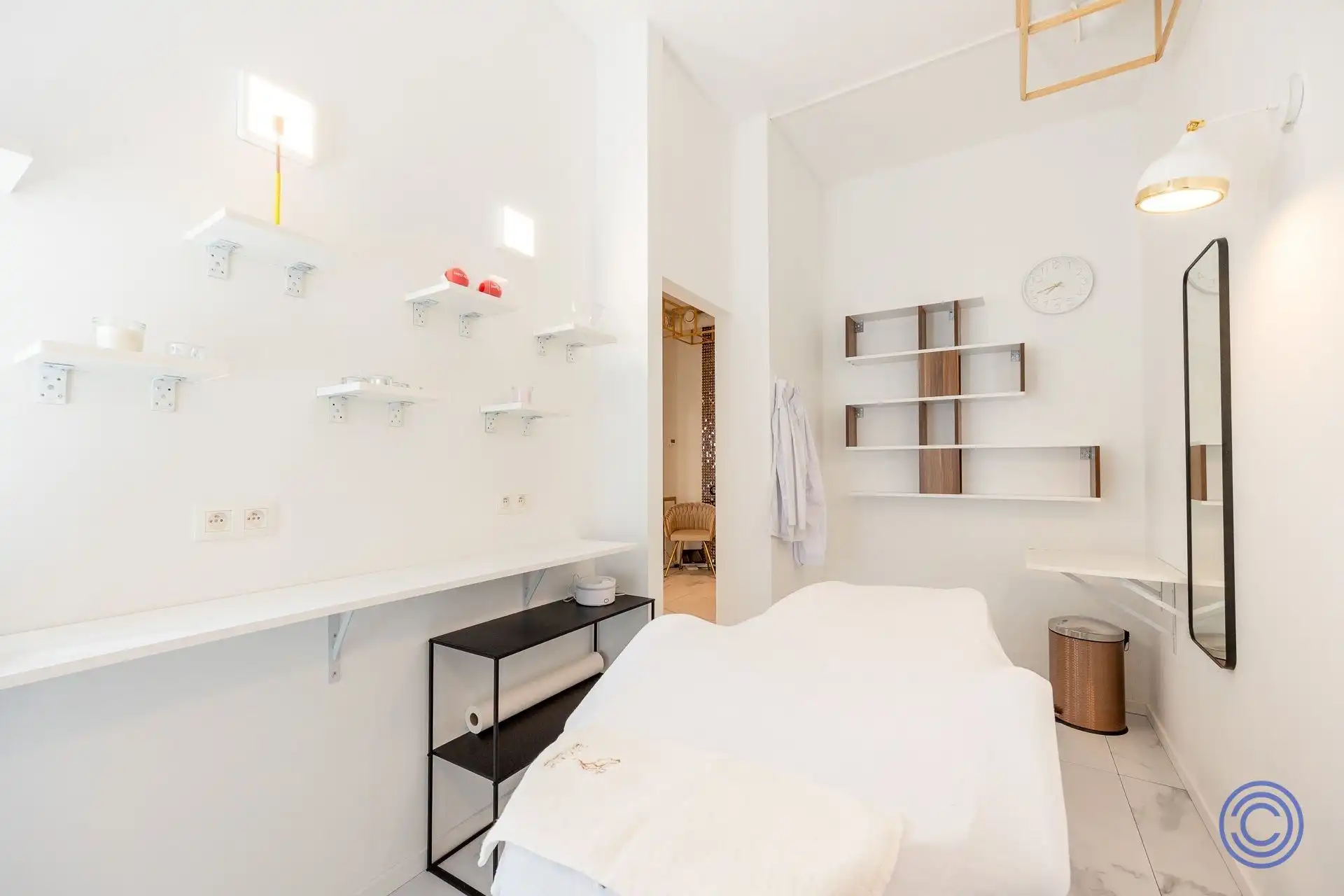 Instapklaar luxe schoonheidssalon foto 5