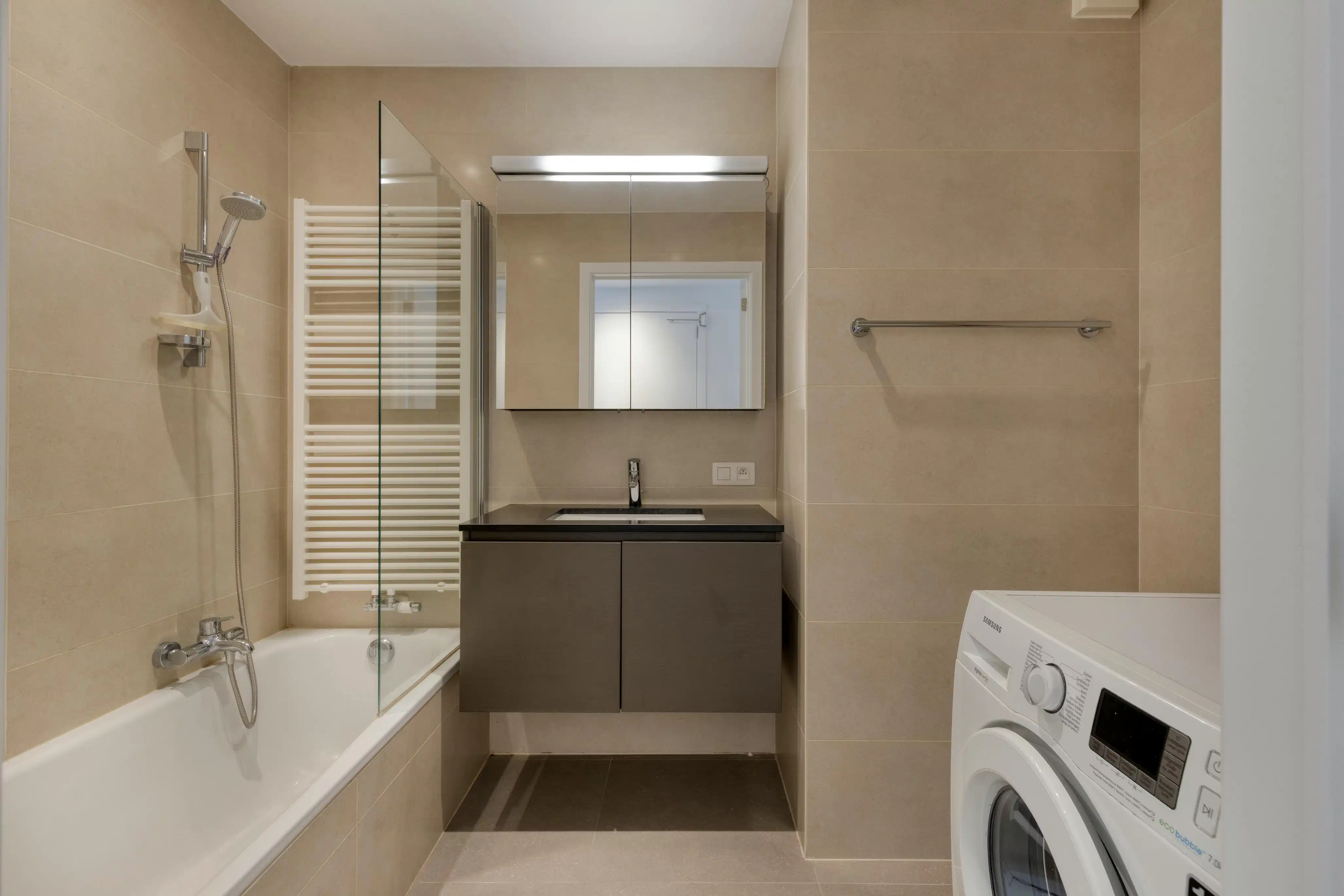 Uniek appartement met vier slaapkamers te koop in Koksijde! foto 17