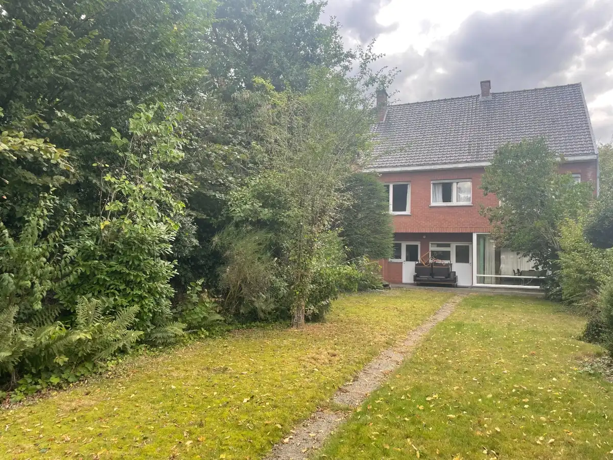 4-slpk EENGEZINSWONING + tuin foto 38