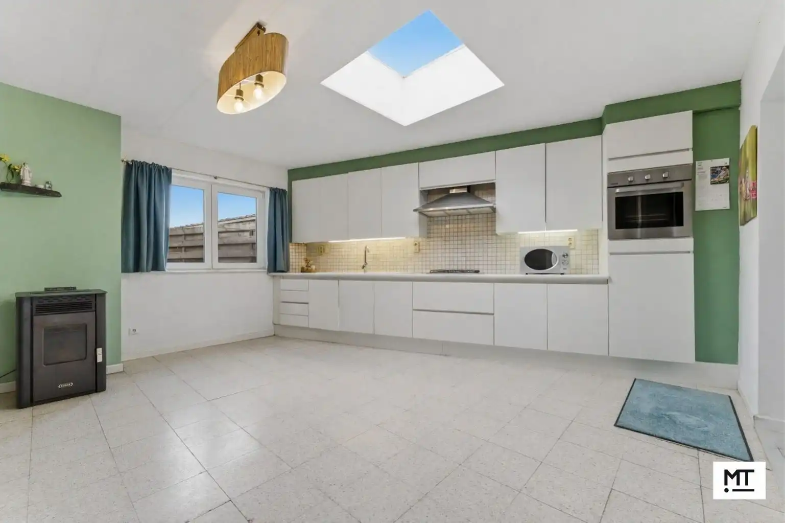 Te renoveren woning met 3 slaapkamers (5 mogelijk) en stadstuin in Bikschote foto 5