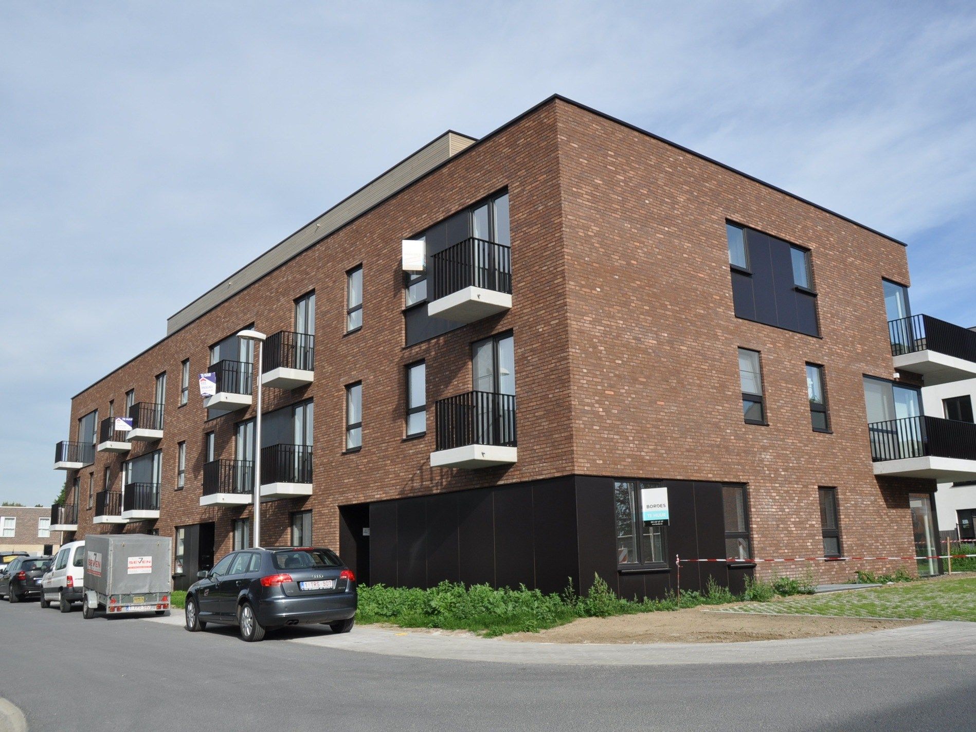 Nieuwbouwappartement met 1 slaapkamer en tuin foto 2