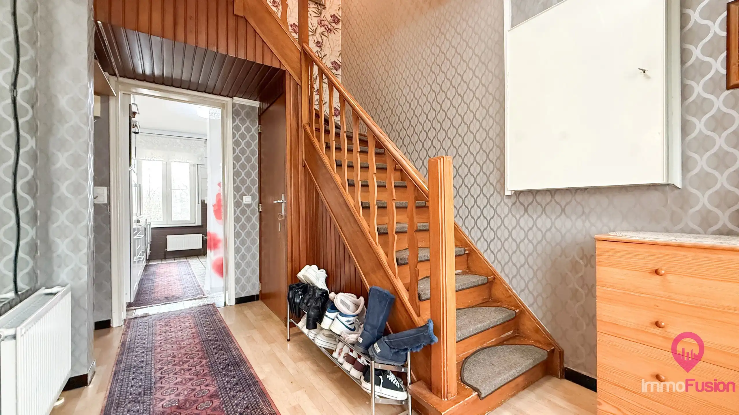 Instapklare woning met grote tuin dichtbij autostrade! foto 9