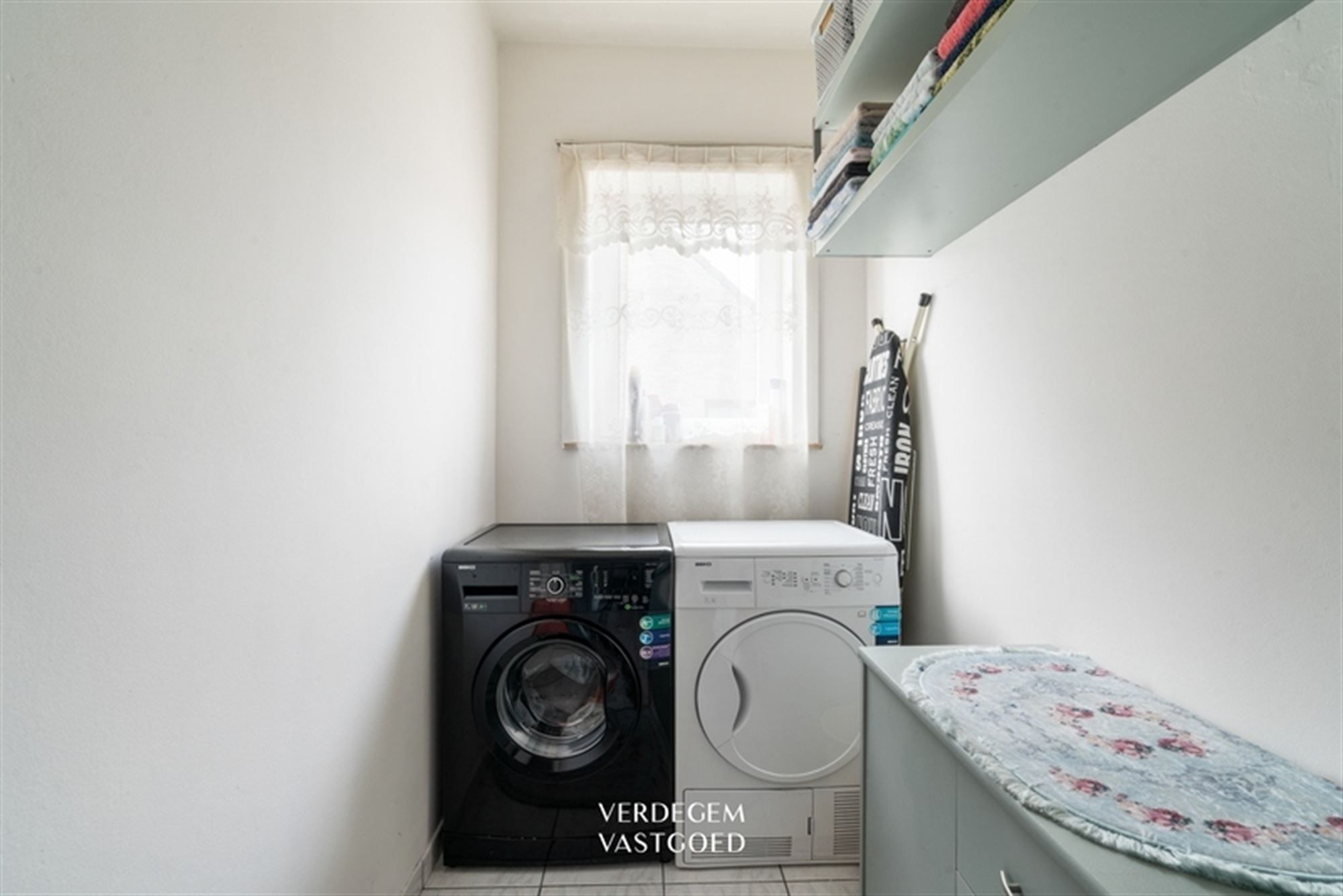 Instapklaar appartement met 2 slaapkamers en garage foto 10