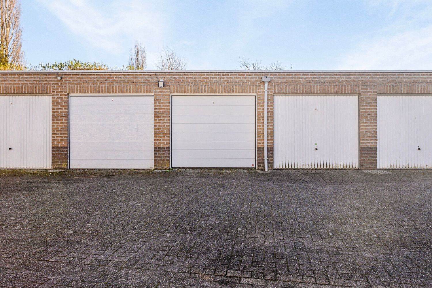 Instapklaar appartement vlakbij het Schoonselhof met 2 slks, terras en garagebox! foto 29