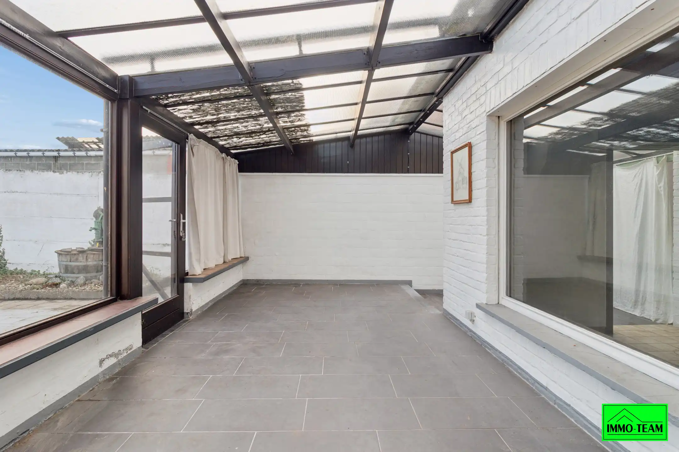 Te renoveren 4-gevel woning met garage en tuin foto 16
