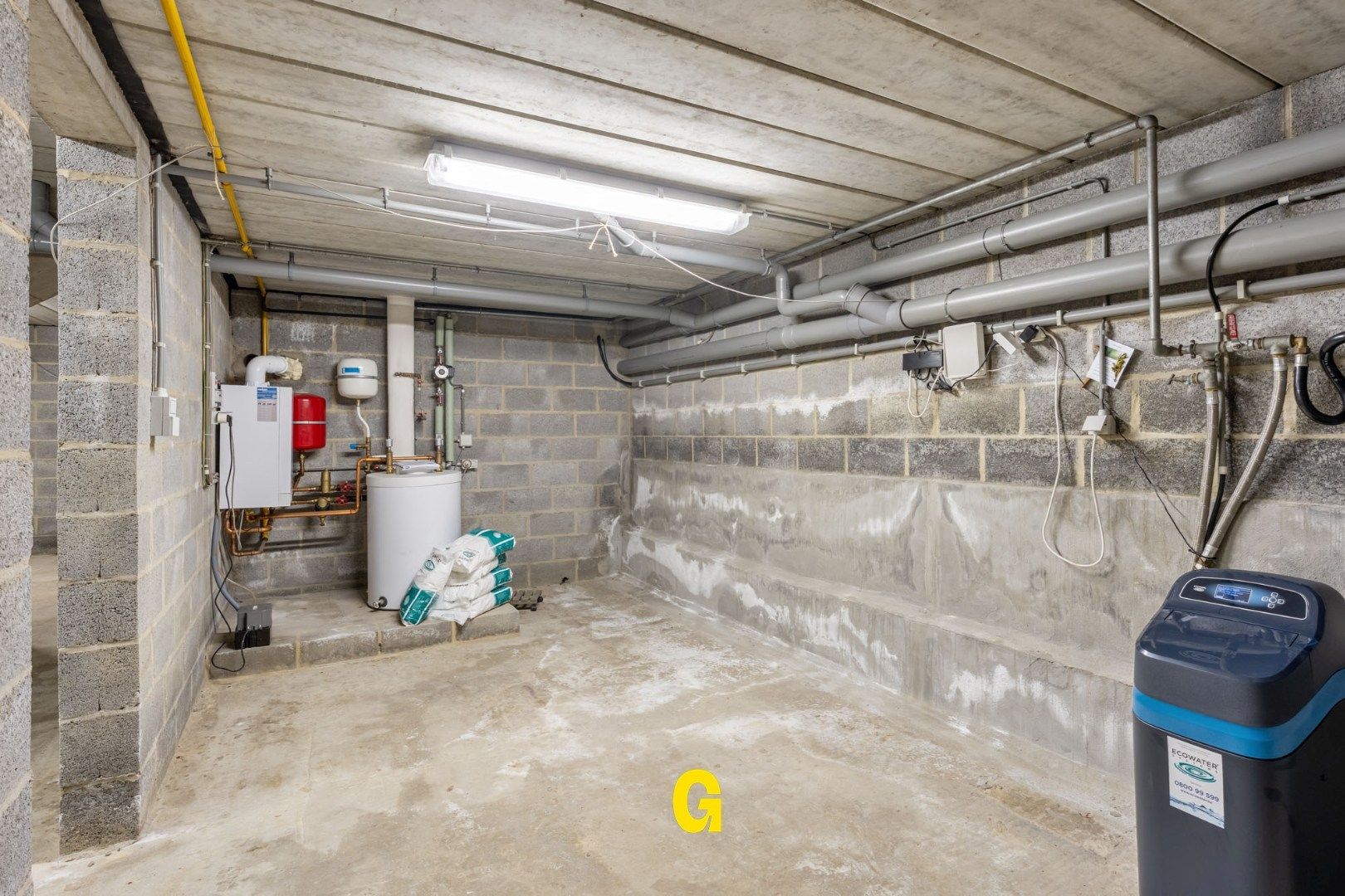 Bijzonder nette rijwoning van zeer degelijke kwaliteit, met tuin op 6a 46ca, vlak bij de dorpskern van Hoeselt. foto 24