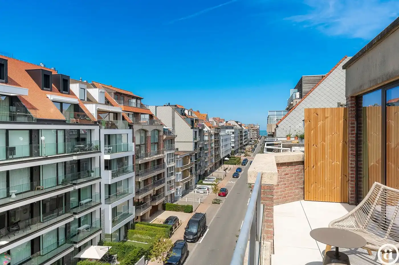 Prachtig gerenoveerd duplex hoekappartement nabij de Lippenslaan foto 8