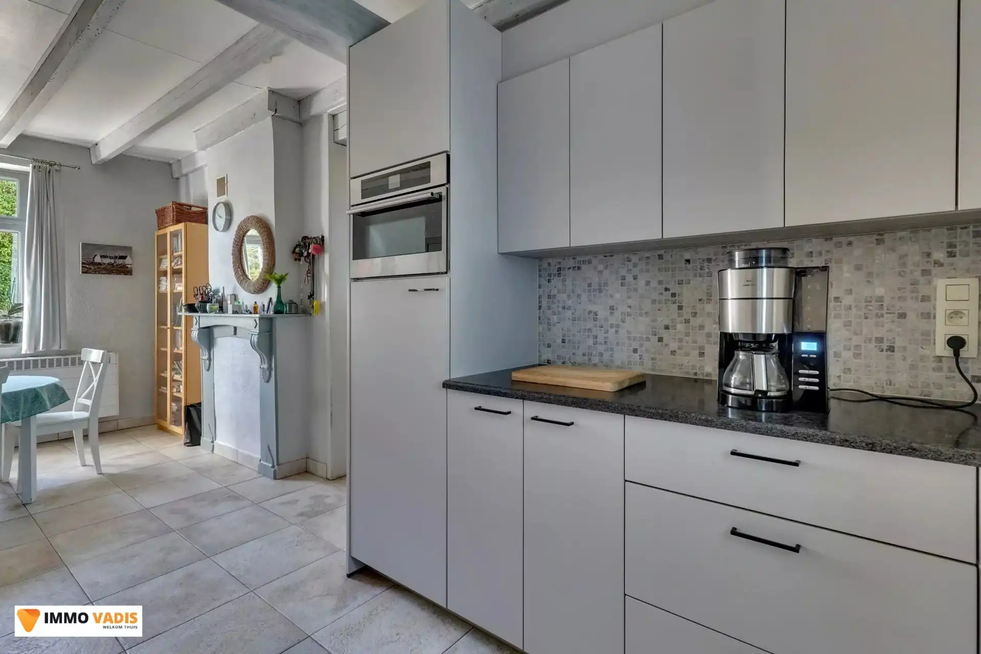 Wonen in alle rust: Uniek landhuis omringd door natuur foto 9