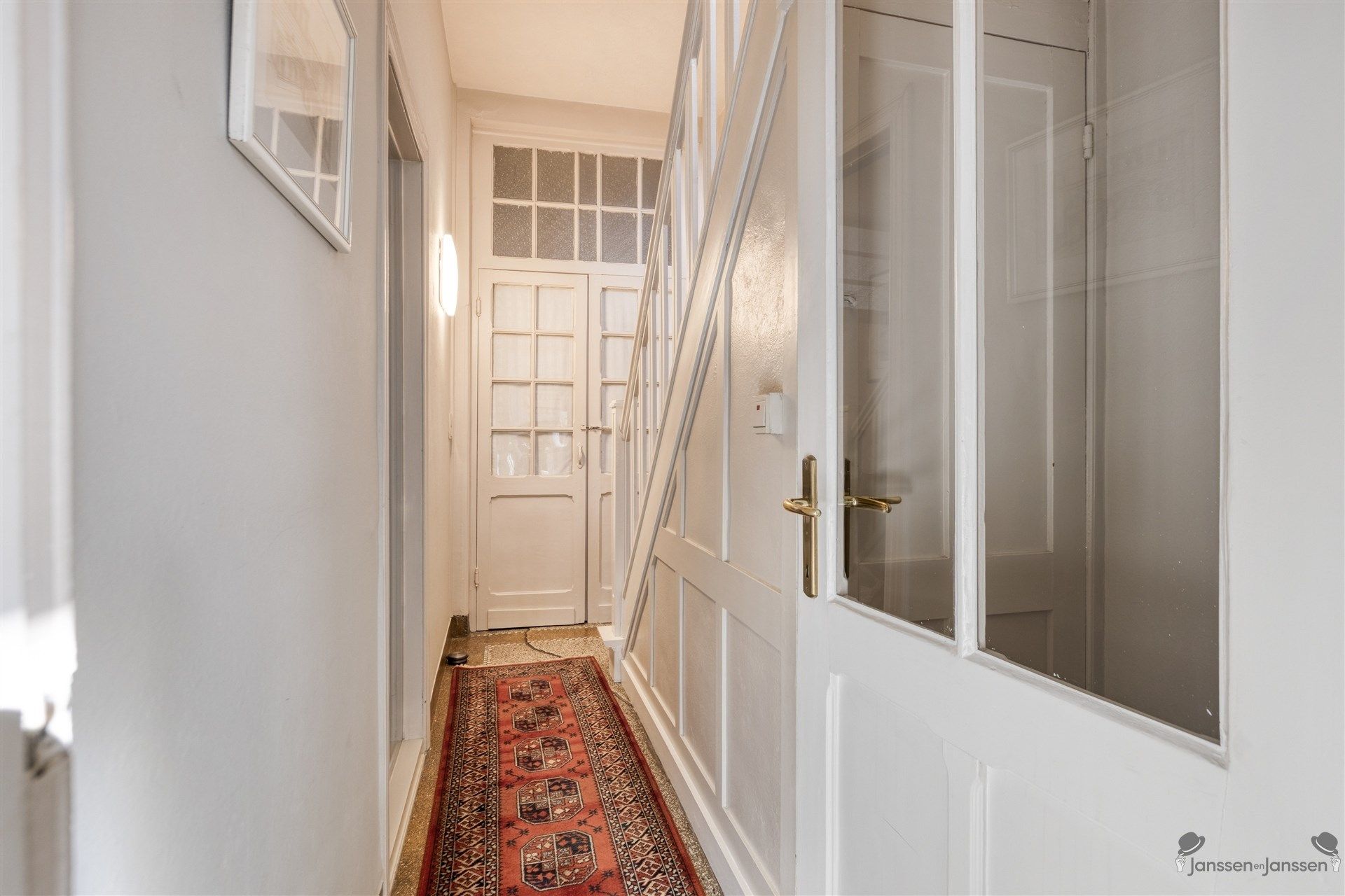 Instapklare halfopen bebouwing met zuidgericht dakterras in Mol foto 12