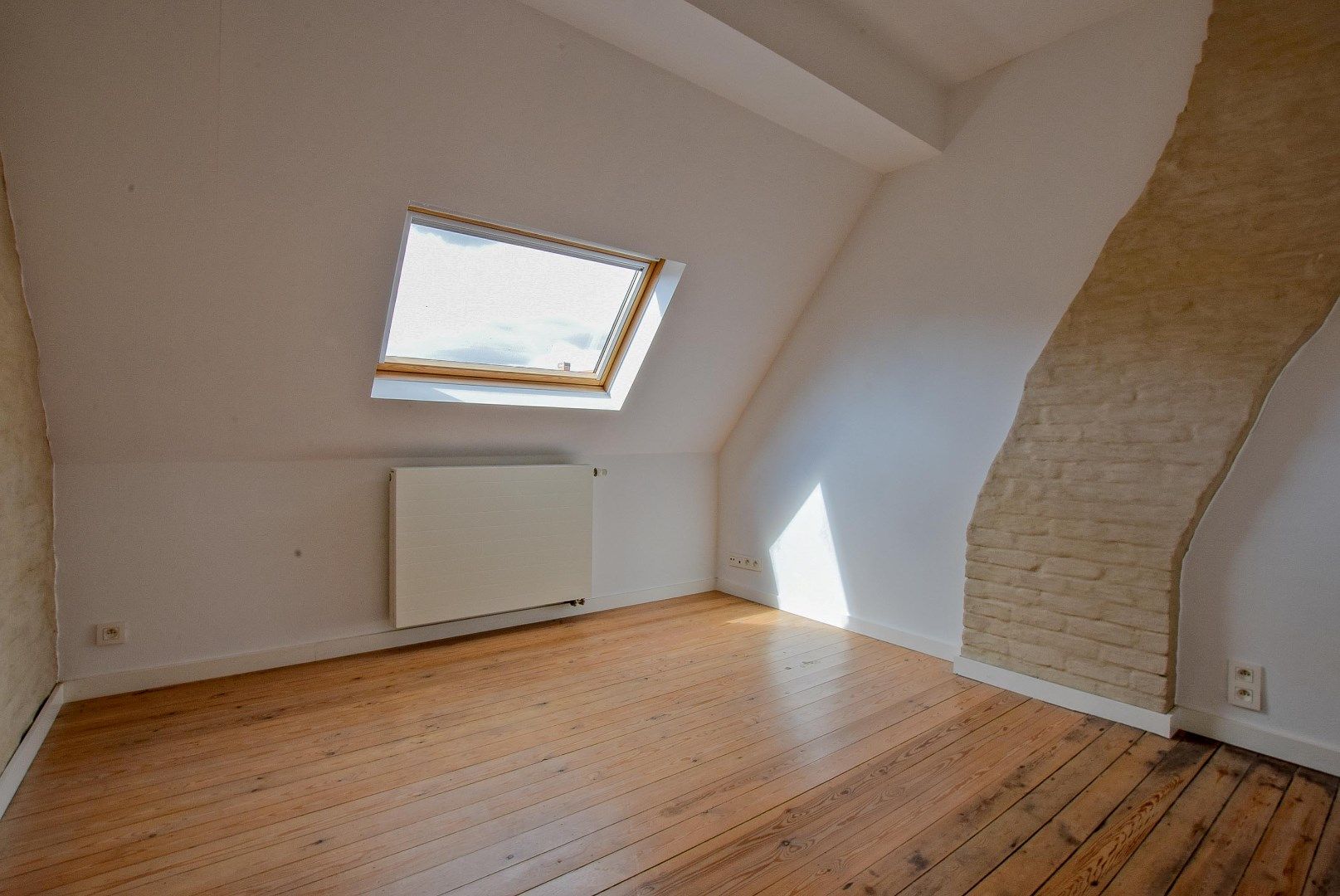 Charmante stadswoning met praktijkruimte in hartje Nieuwpoort-Stad op 91 m². foto 14