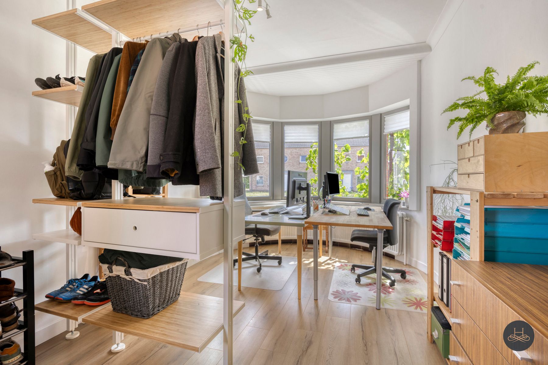 Karaktervolle open bebouwing met leuke tuin en ruime garage foto 17