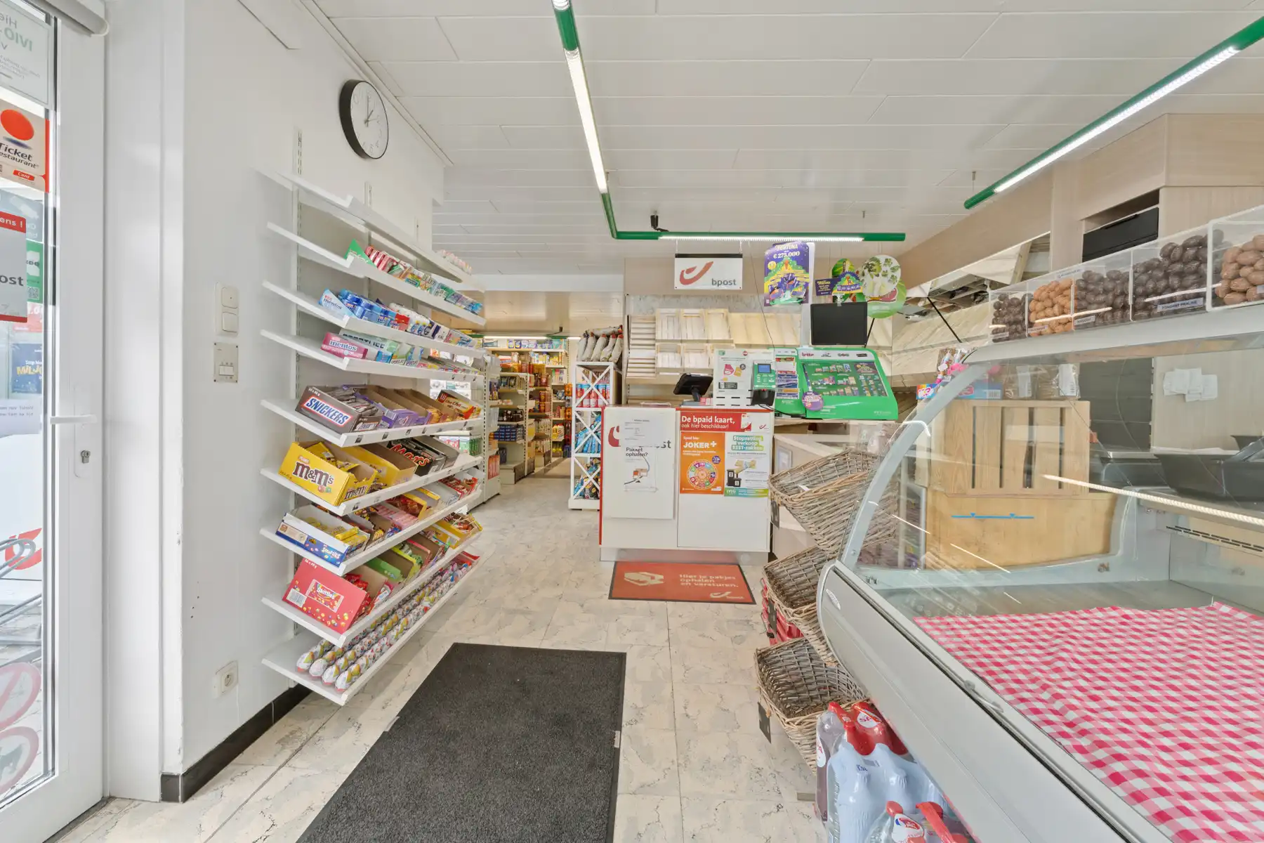 Centraal gelegen uitstekend onderhouden eigendom  foto 27