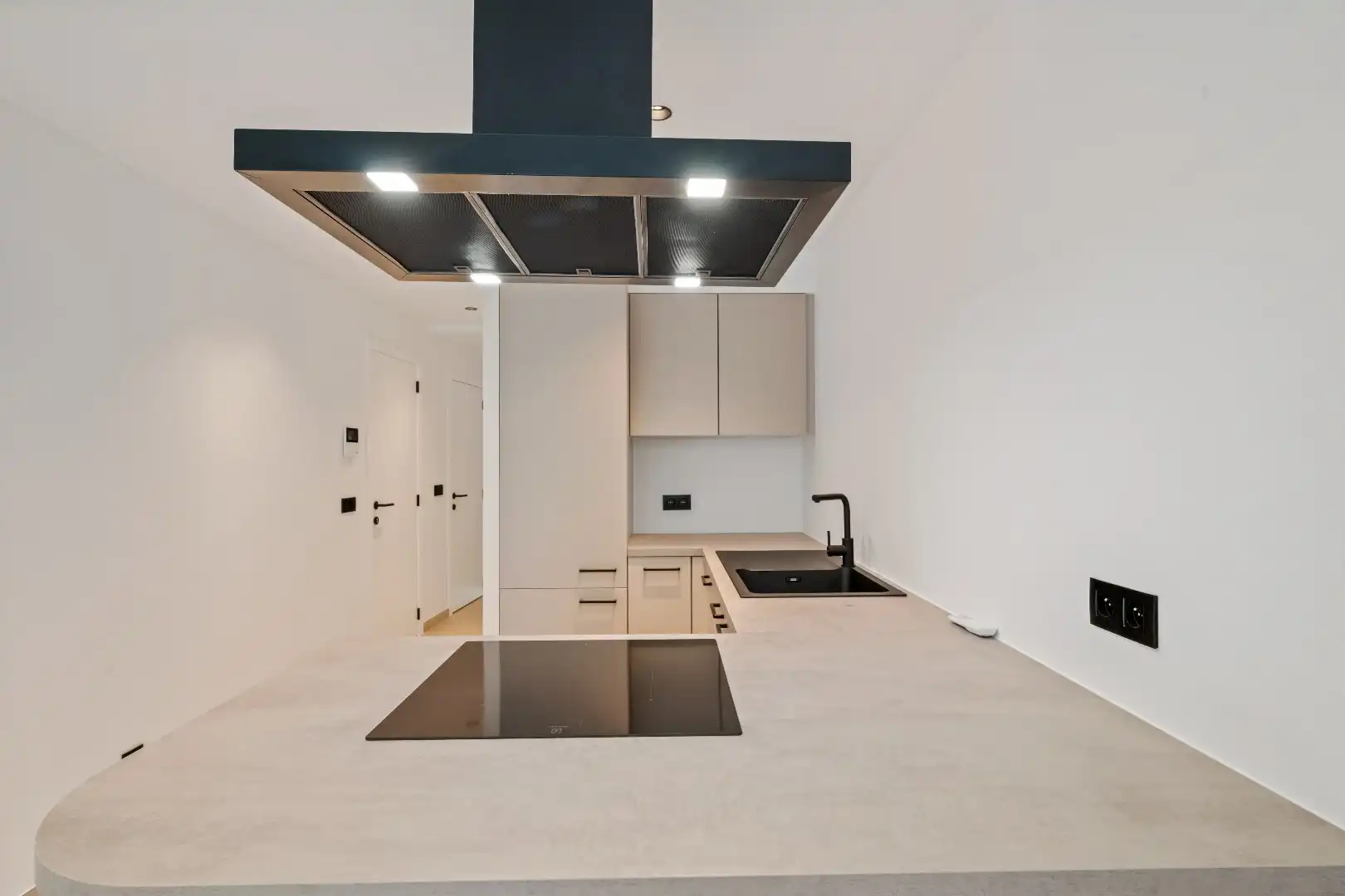 Opbrengsteigendom met 3 erkende appartementen foto 6