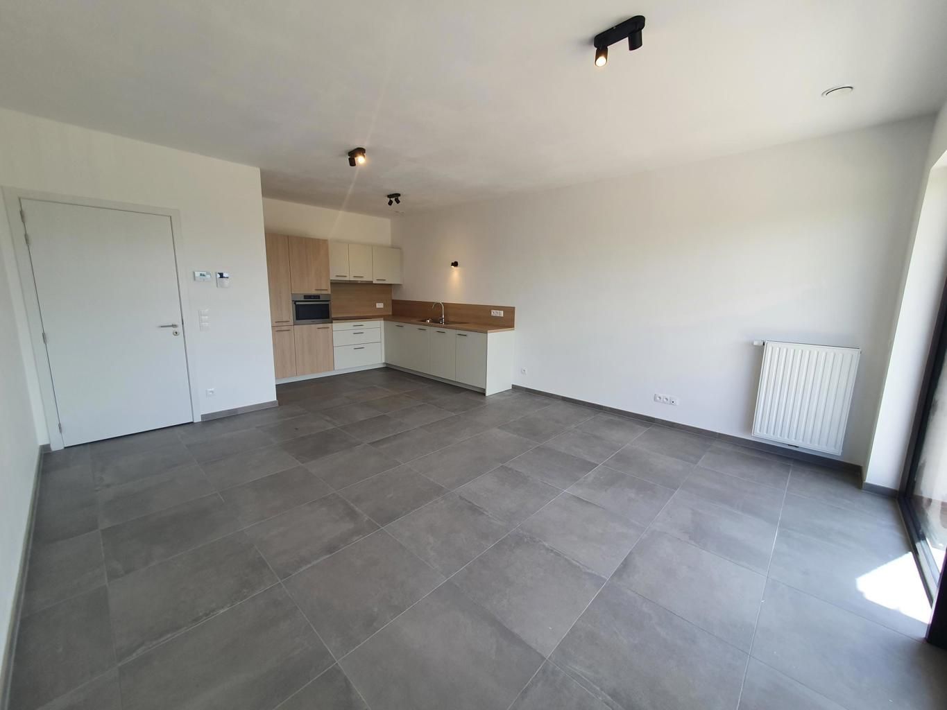 Nieuw appartement 2e verd. met terras en staanplaats foto 4