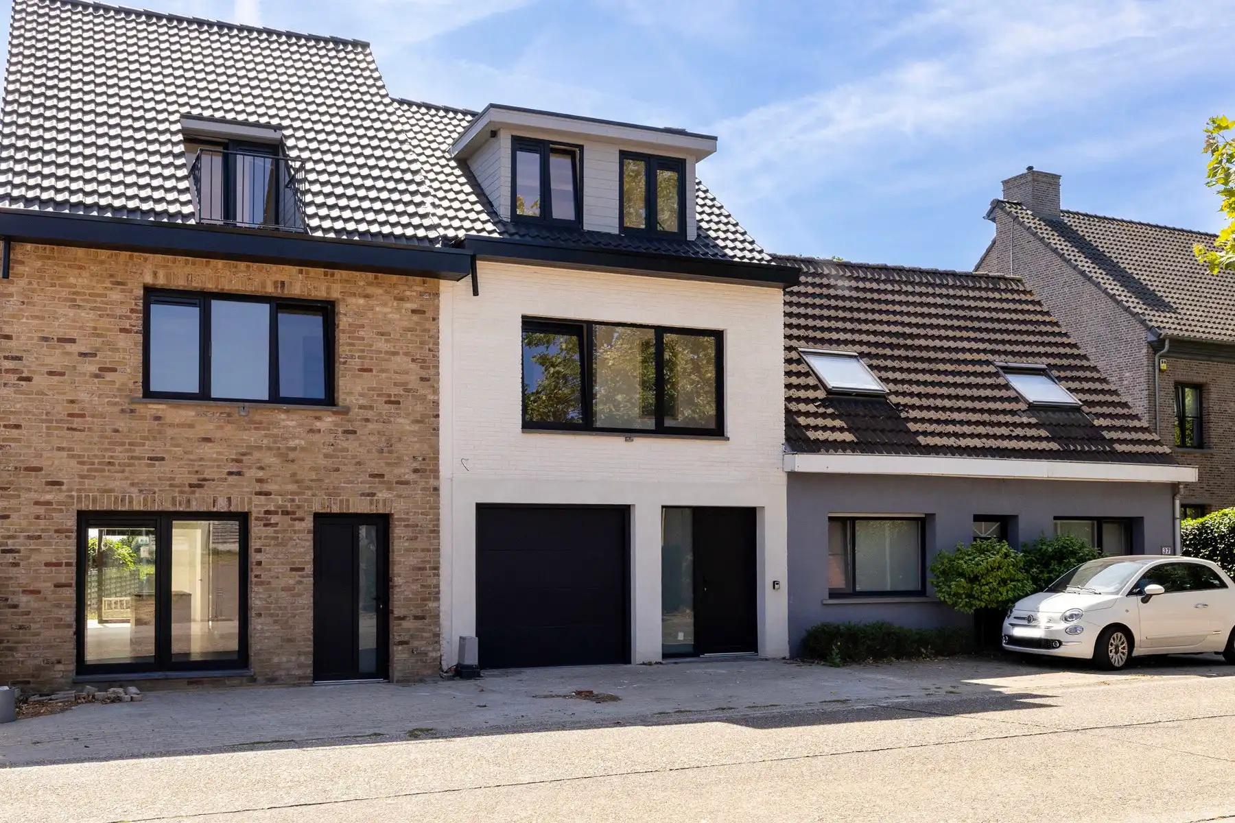 Gerenoveerde woning met 3 slpks, tuin en garage foto 26