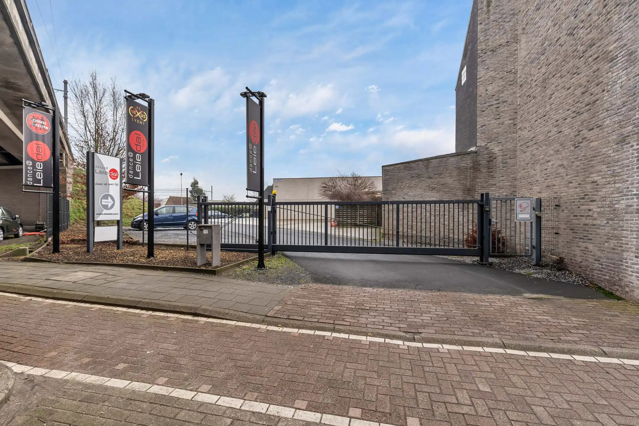 Ruime halfopen bebouwing Te koop in Deinze foto 16