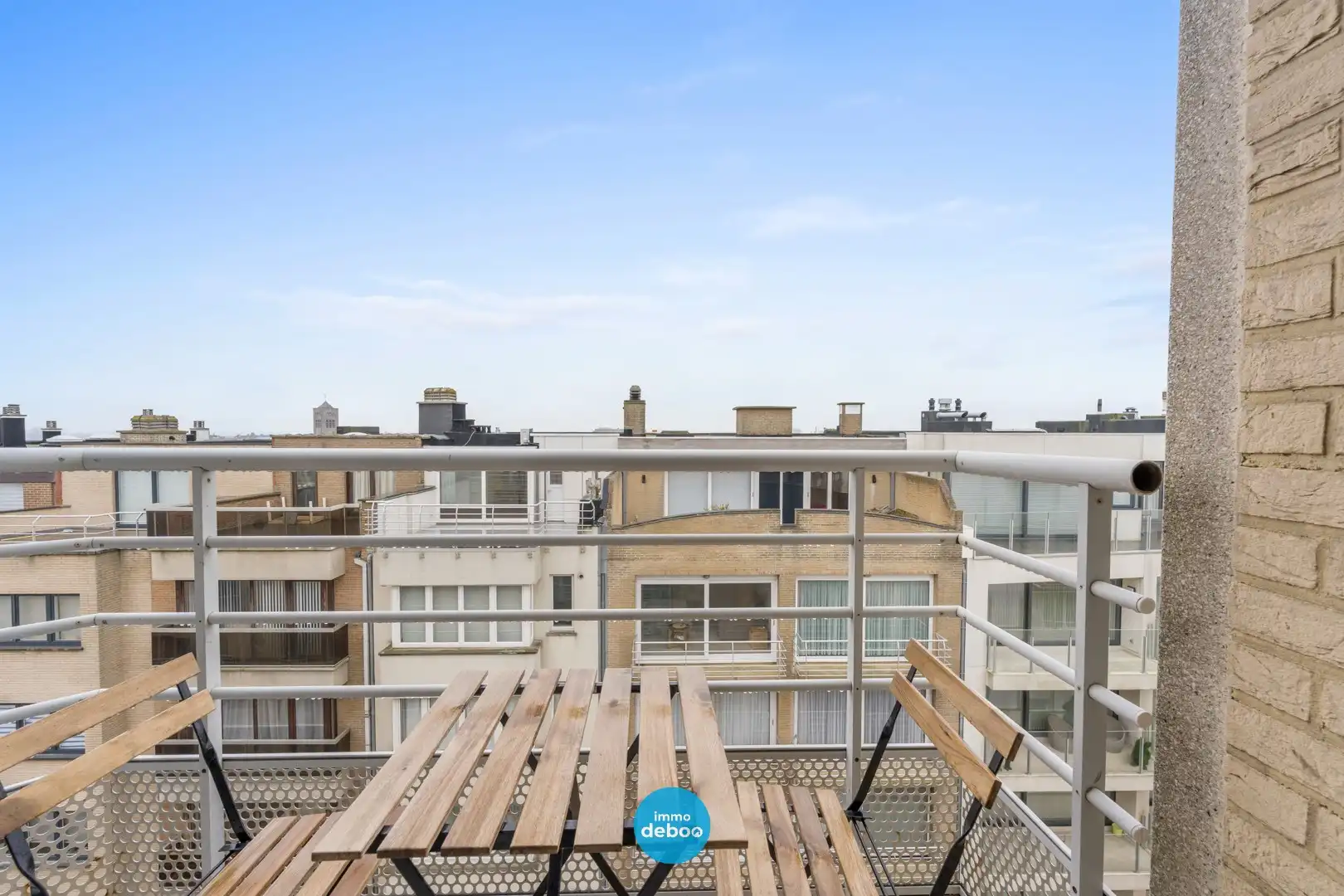 Prachtig gerenoveerde studio met zonneterras foto 11