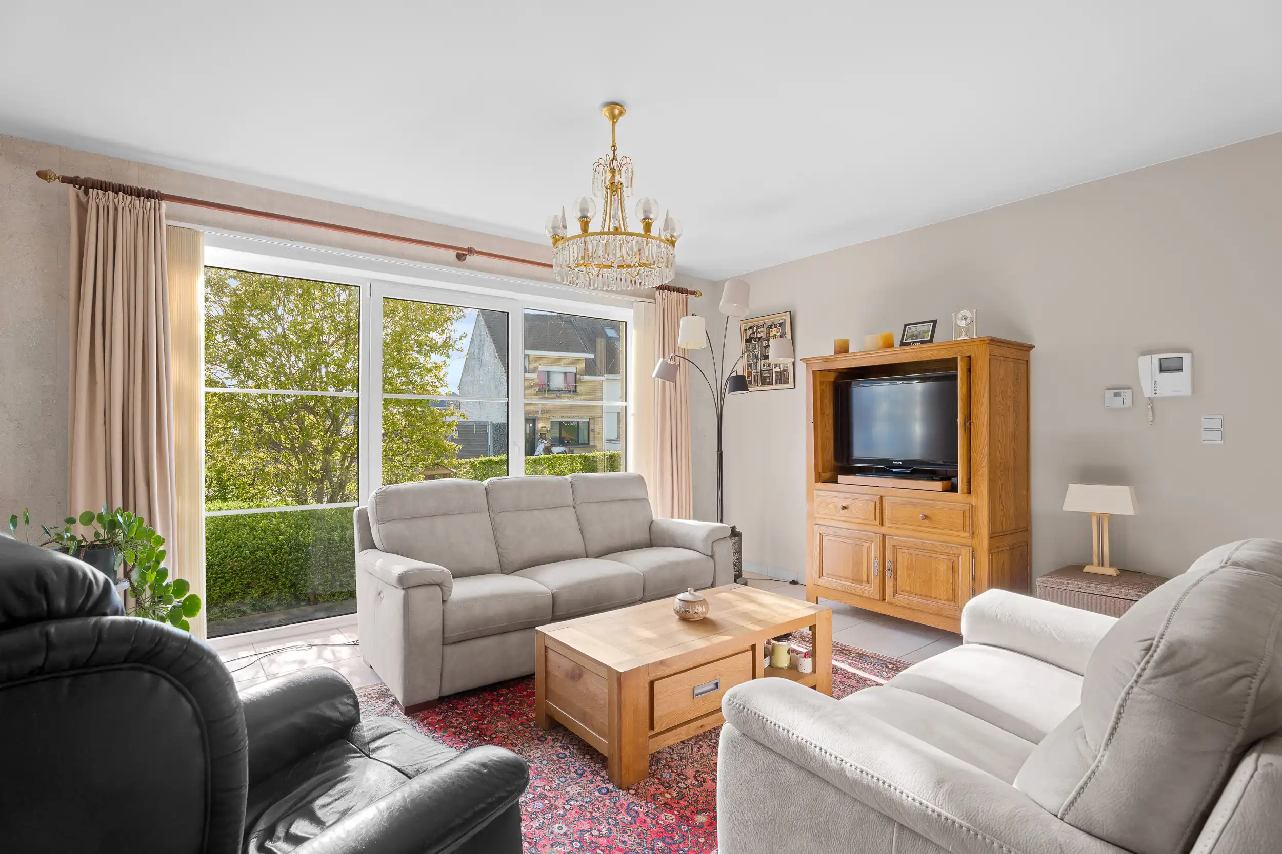 Gelijkvloers app. met 3 slaapkamers, tuin, terras & garage foto 3