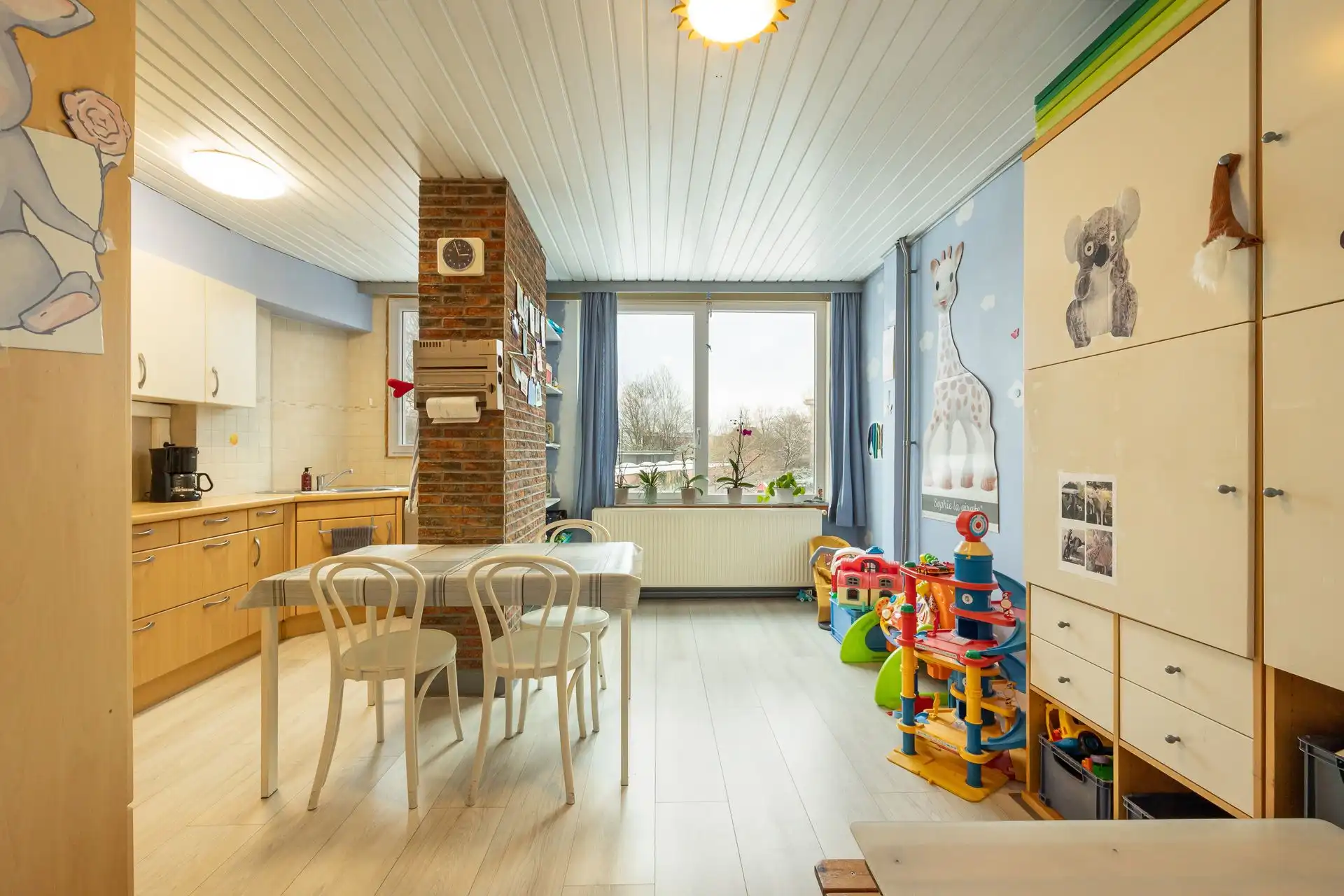 Ruime bel-étagewoning met tuin op toplocatie in Wilrijk! foto 3