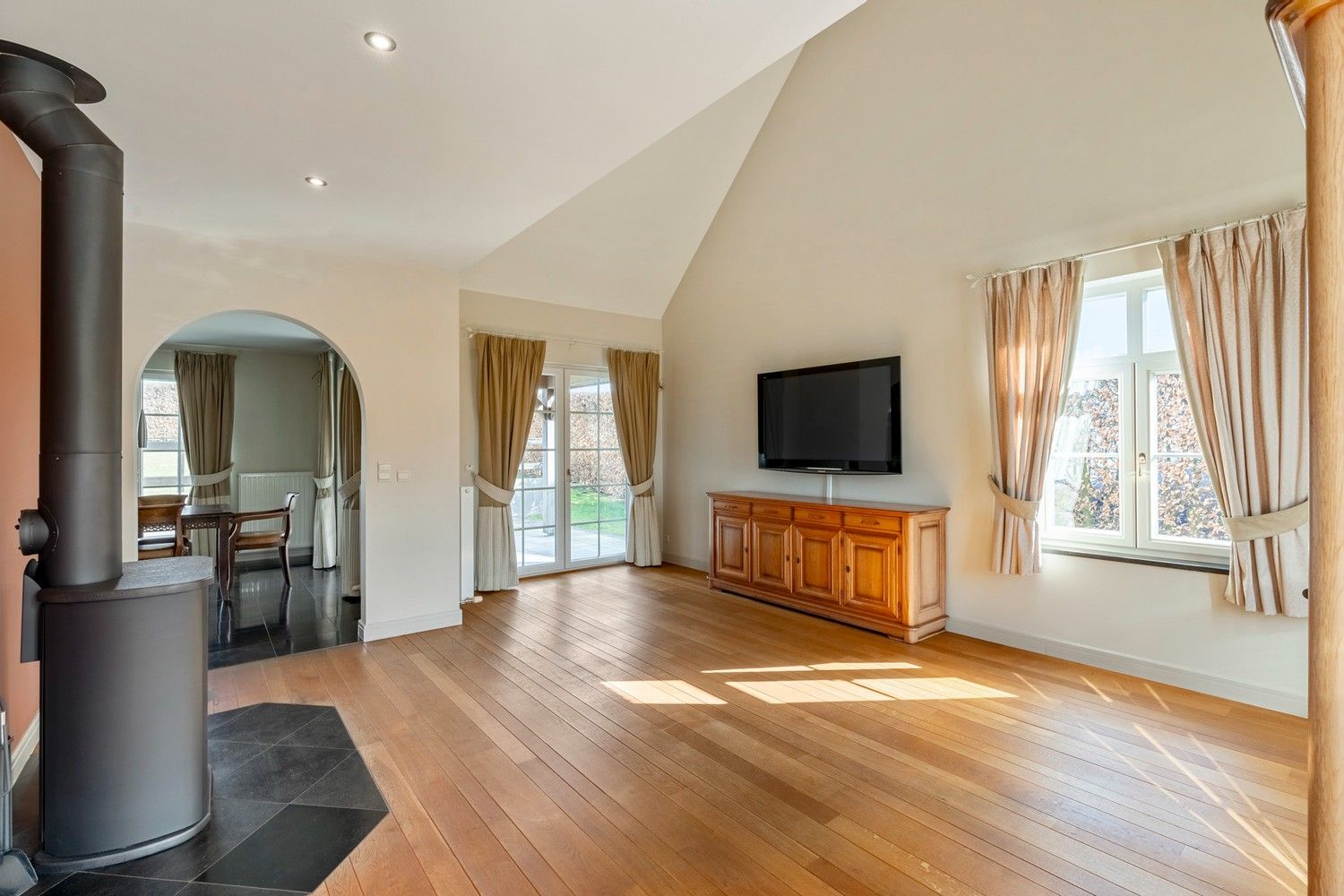 Exclusieve villa met hoogstaande afwerking in een idyllische omgeving foto 10