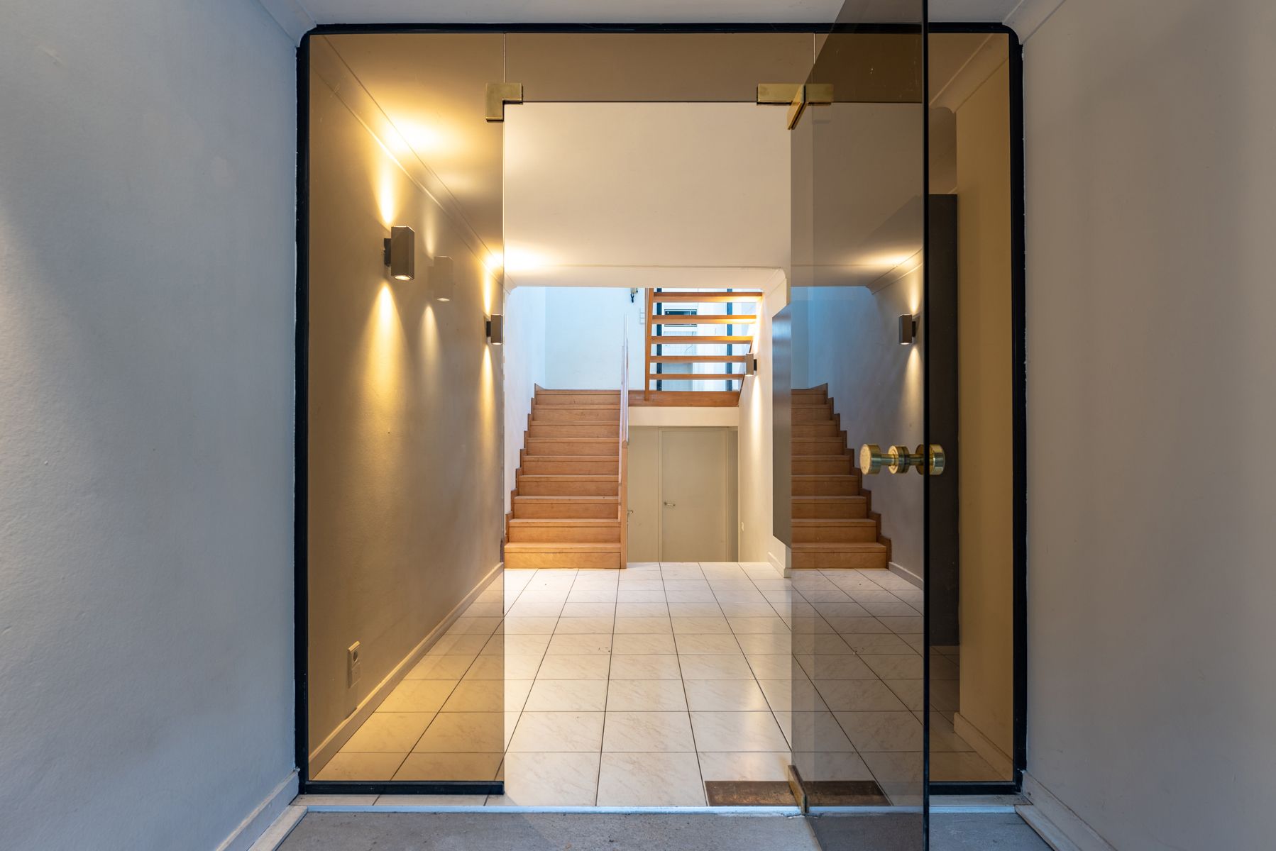 Leuke split-level woning op toffe locatie nabij het centrum! foto 3