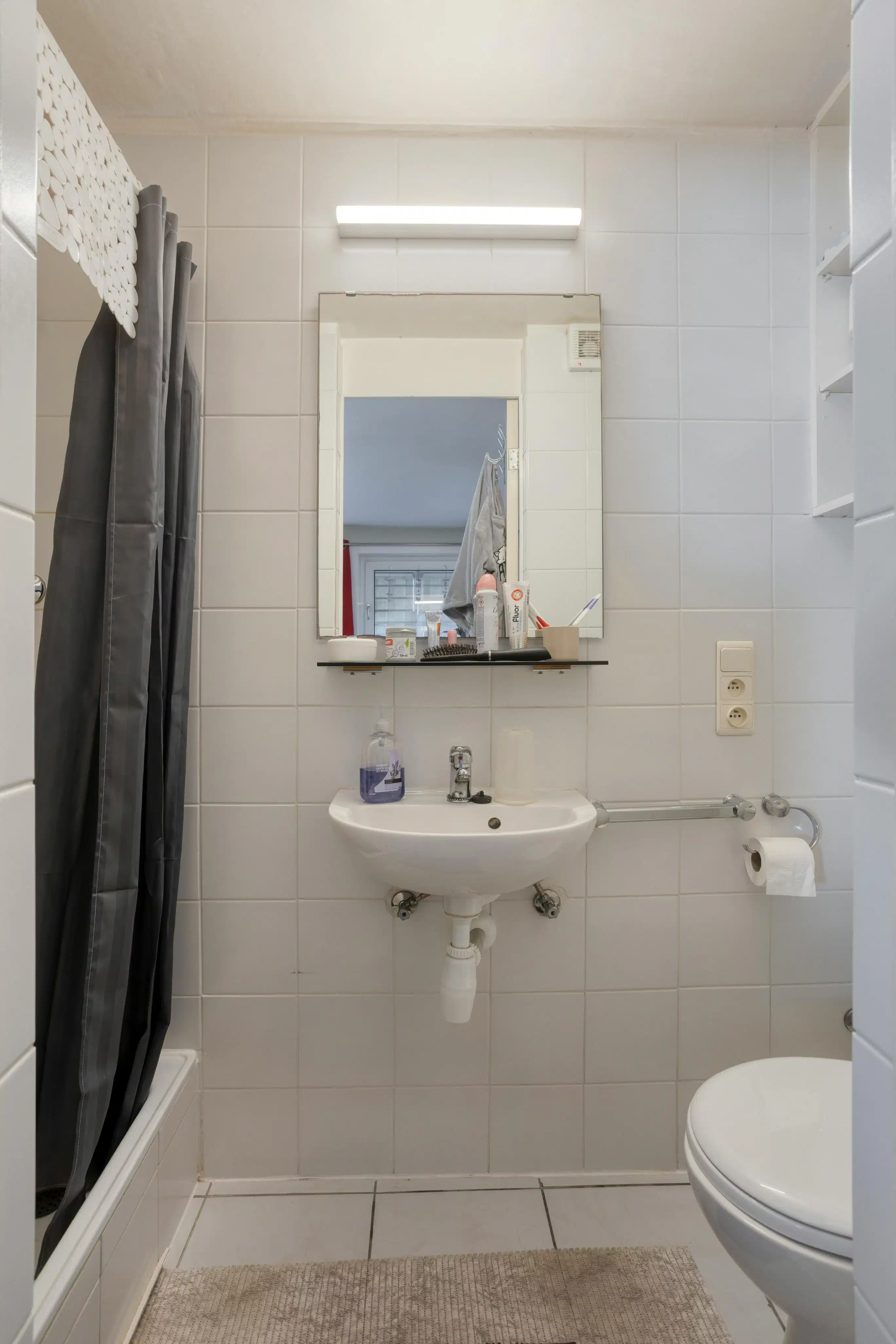 Ruime Woning ingedeeld als drie appartementen in Strombeek-Bever foto 11