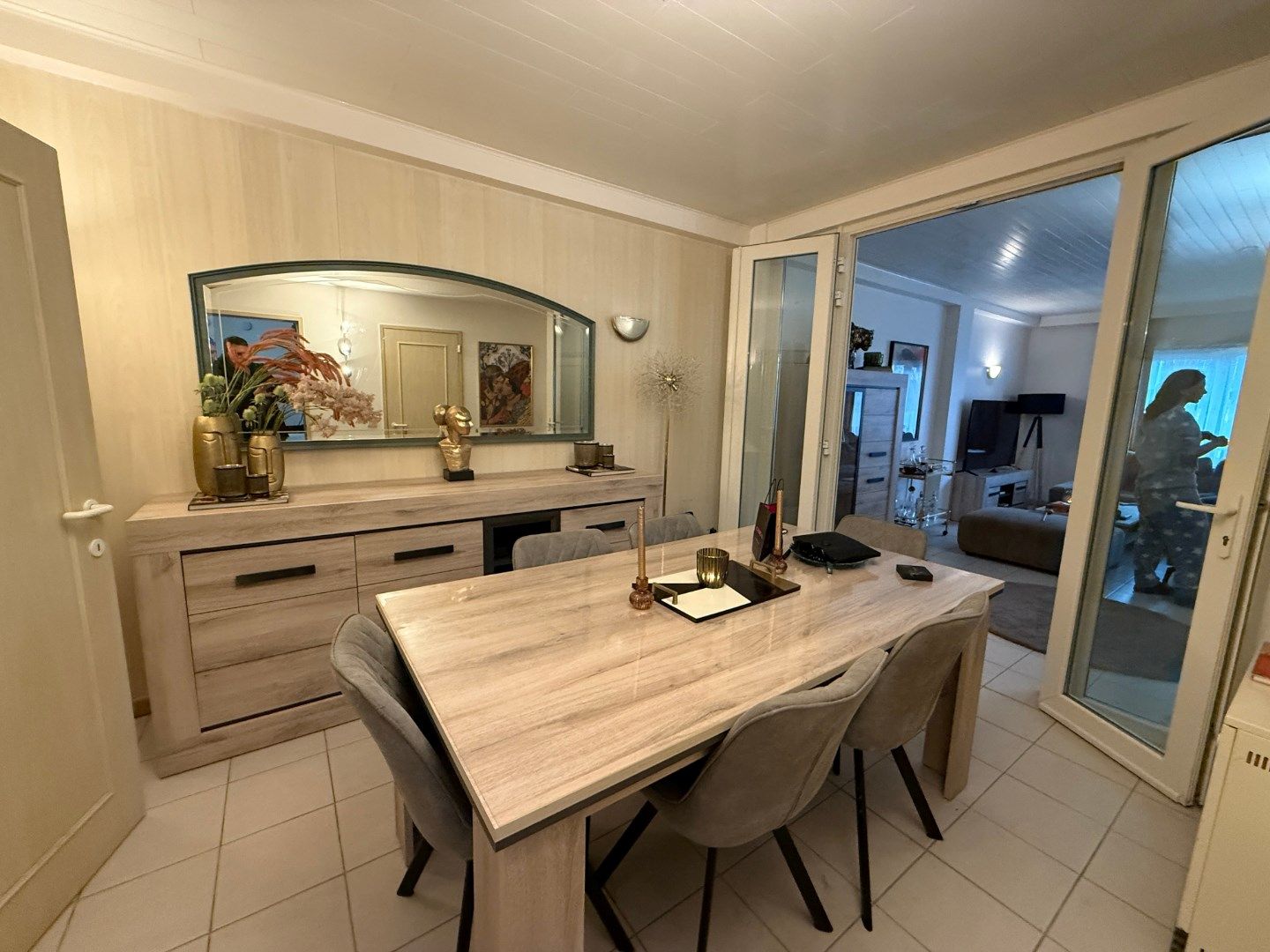**Charmant gelijkvloers appartement met eigen ingang en centrale ligging**   foto 5