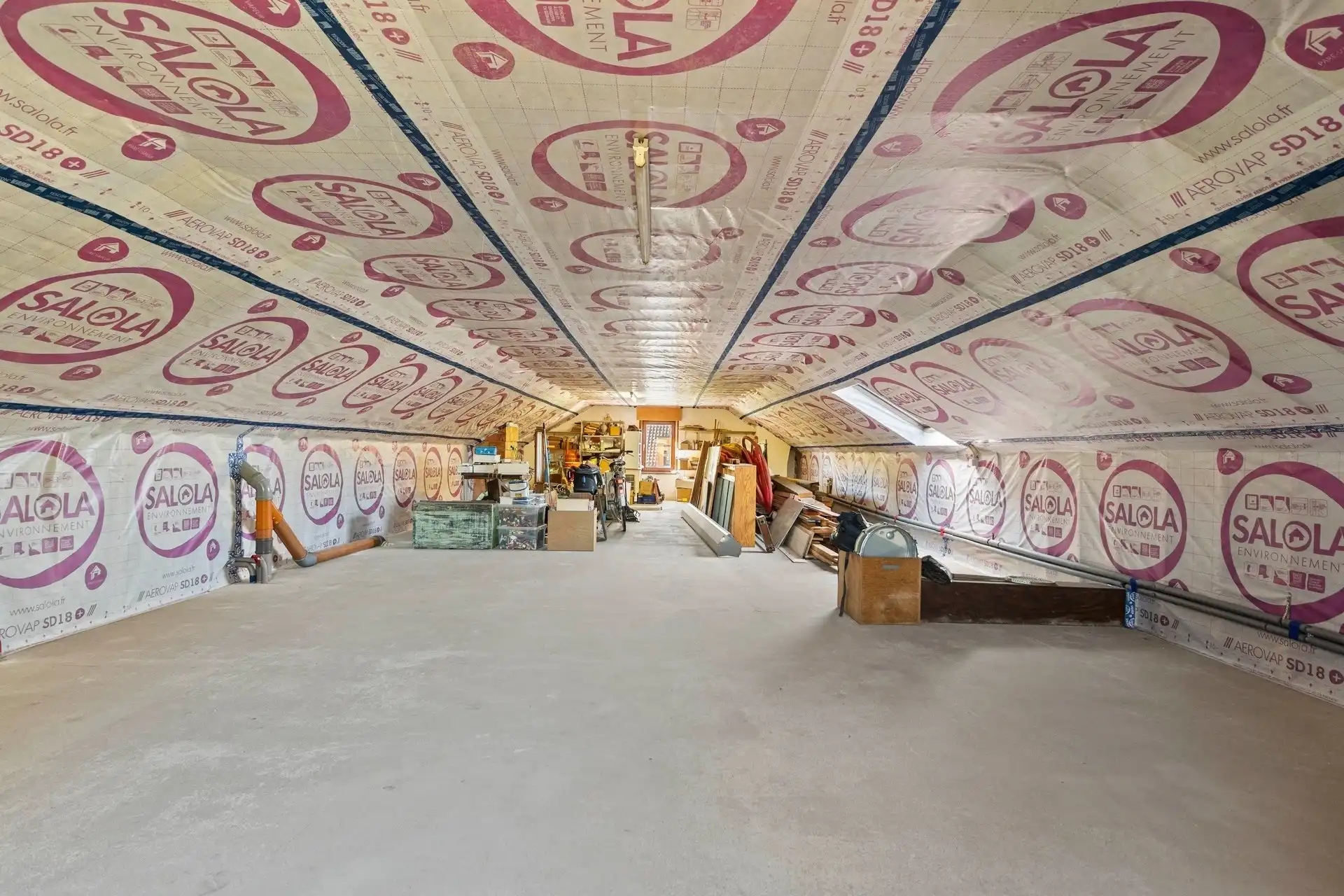 Zeer ruime bungalow met grote zolder, op een perceel van 520 m² met 2 garages, in een rustige straat nabij centrum Hamme foto 21