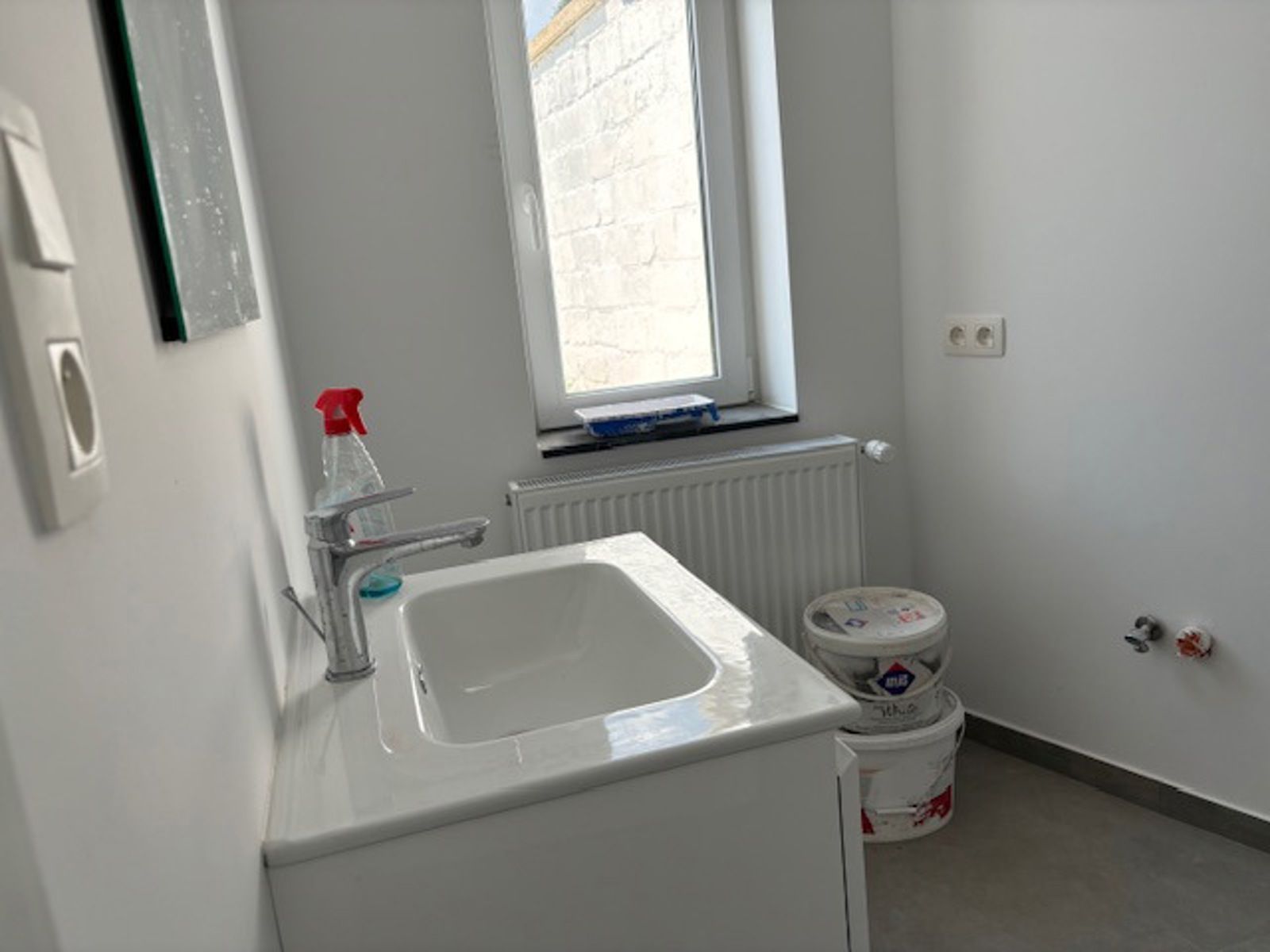 Volledig rerenoveerde woning 5 slpks 2 badks centrum Landen foto 12