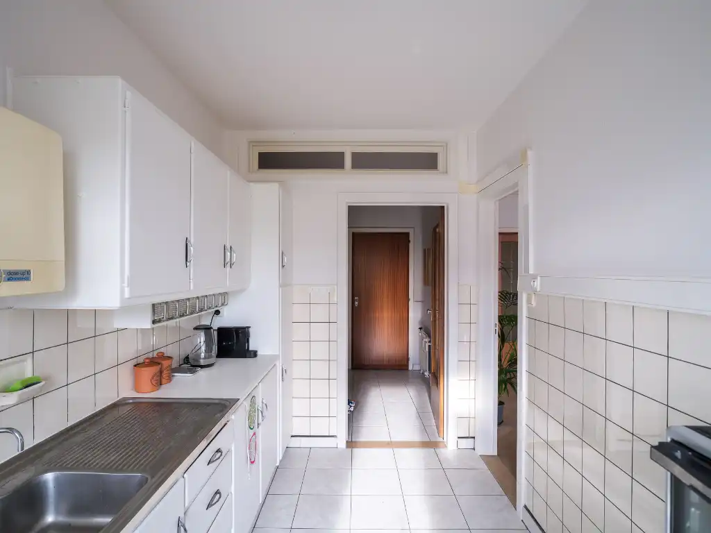 Ruim appartement (115 m² BVO) met 3 volwaardige slaapkamers en twee buitenruimtes nabij station Gent-Sint-Pieters. foto 3