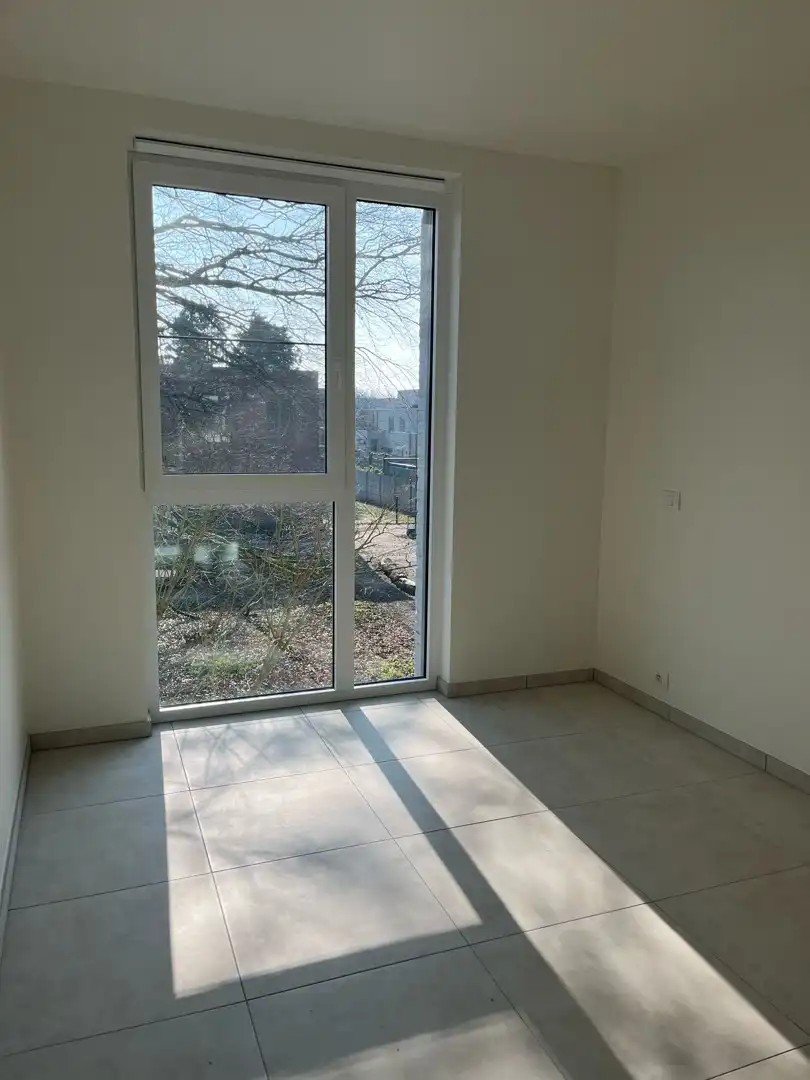 Prachtig nieuwbouwappartement met 2 slaapkamers. foto 8