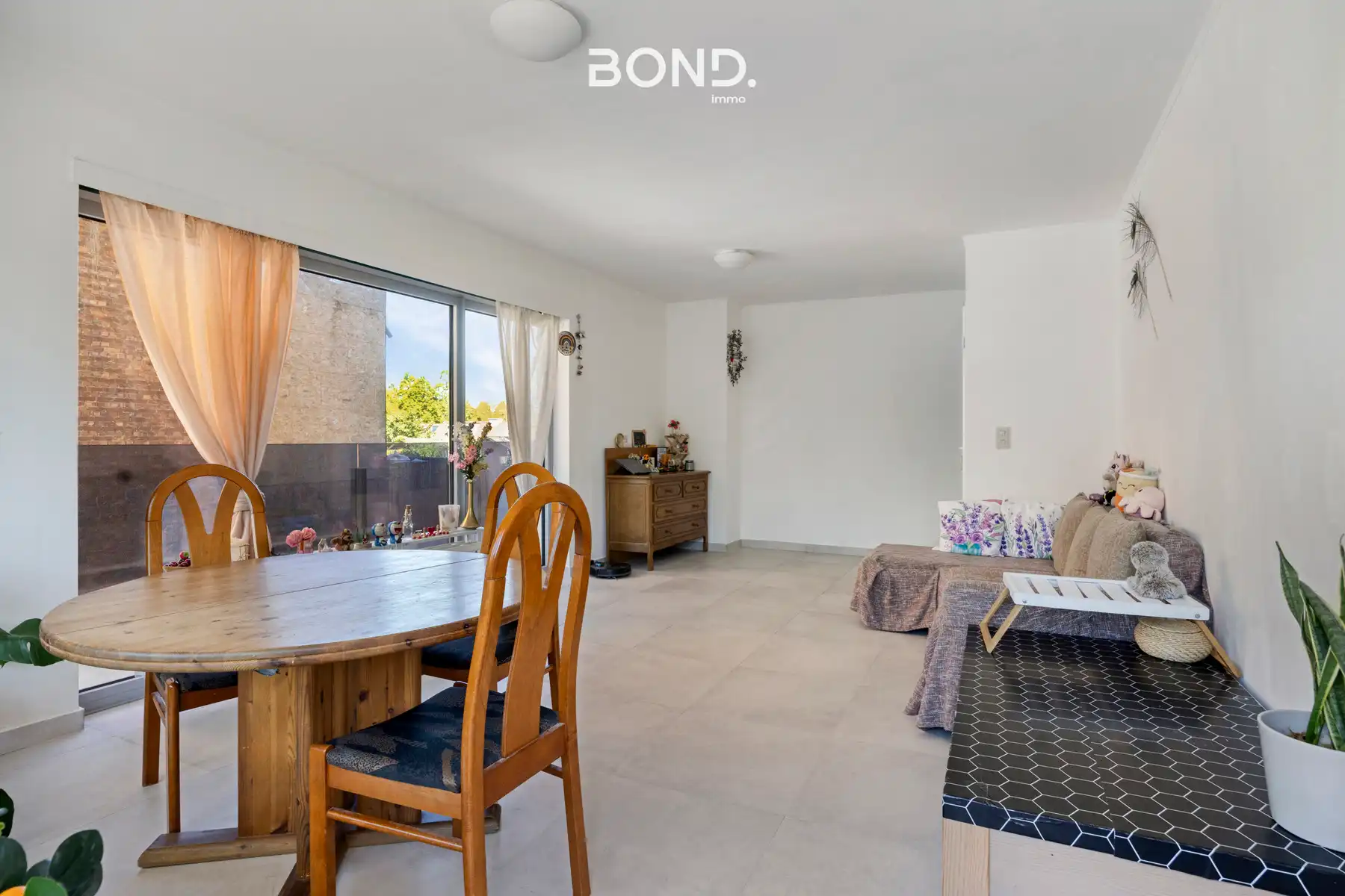 Instapklaar appartement met 3 kamers, parking en terras foto 7