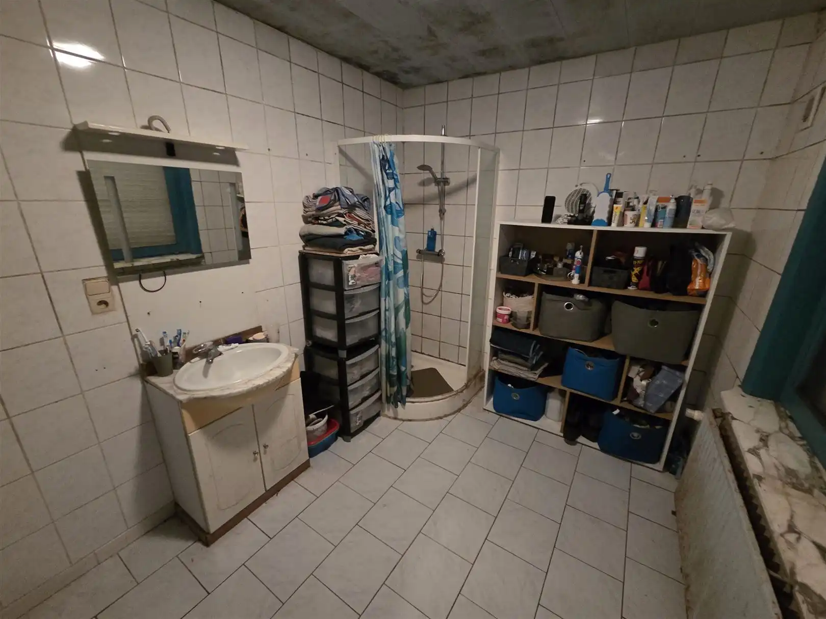 Woning met 5 slaapkamers in Frasnes-les-Anvaing foto 12