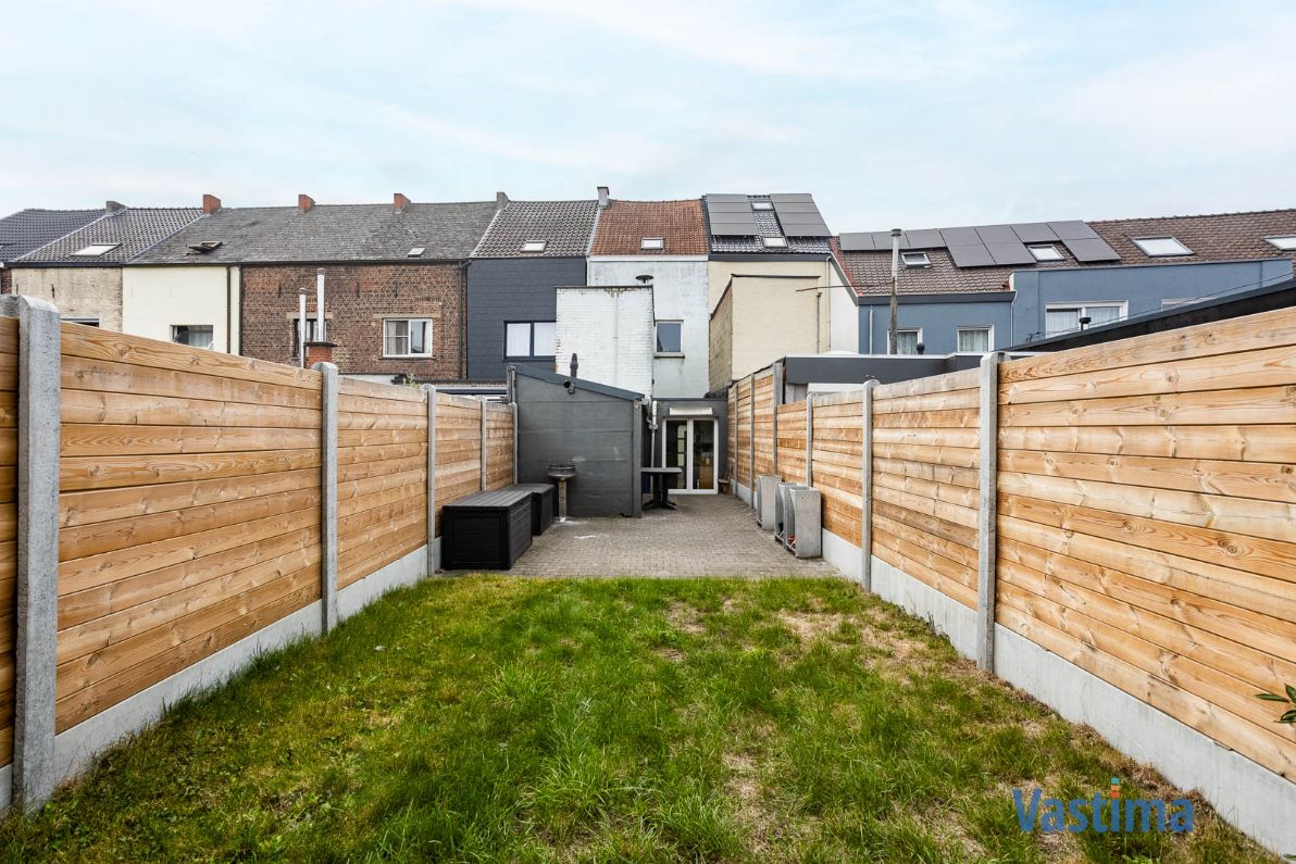 Instapklare woning met 4 slaapkamers en tuin nabij centrum Aalst foto 21