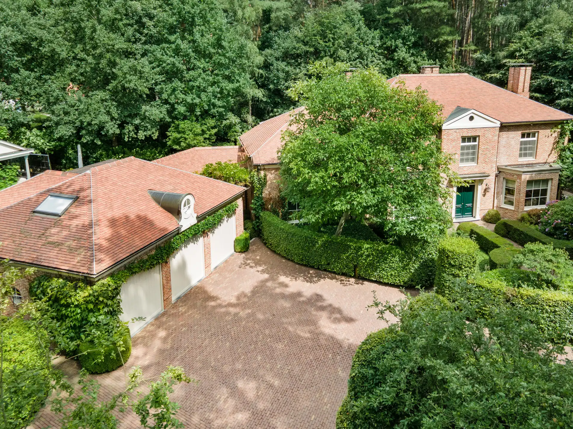 Prachtige villa in de Pater Nuyenslaan – Sels Villabouw foto 3