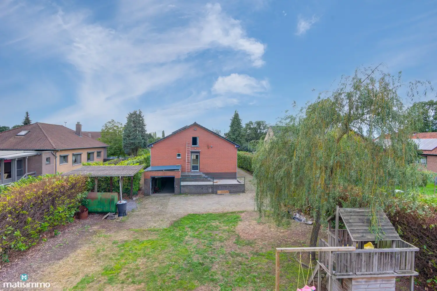 RUIME, GELIJKVLOERSE WONING (VOLLEDIG ONDERKELDERD), MET GARAGE EN TUIN NABIJ CENTRUM GENK foto 40