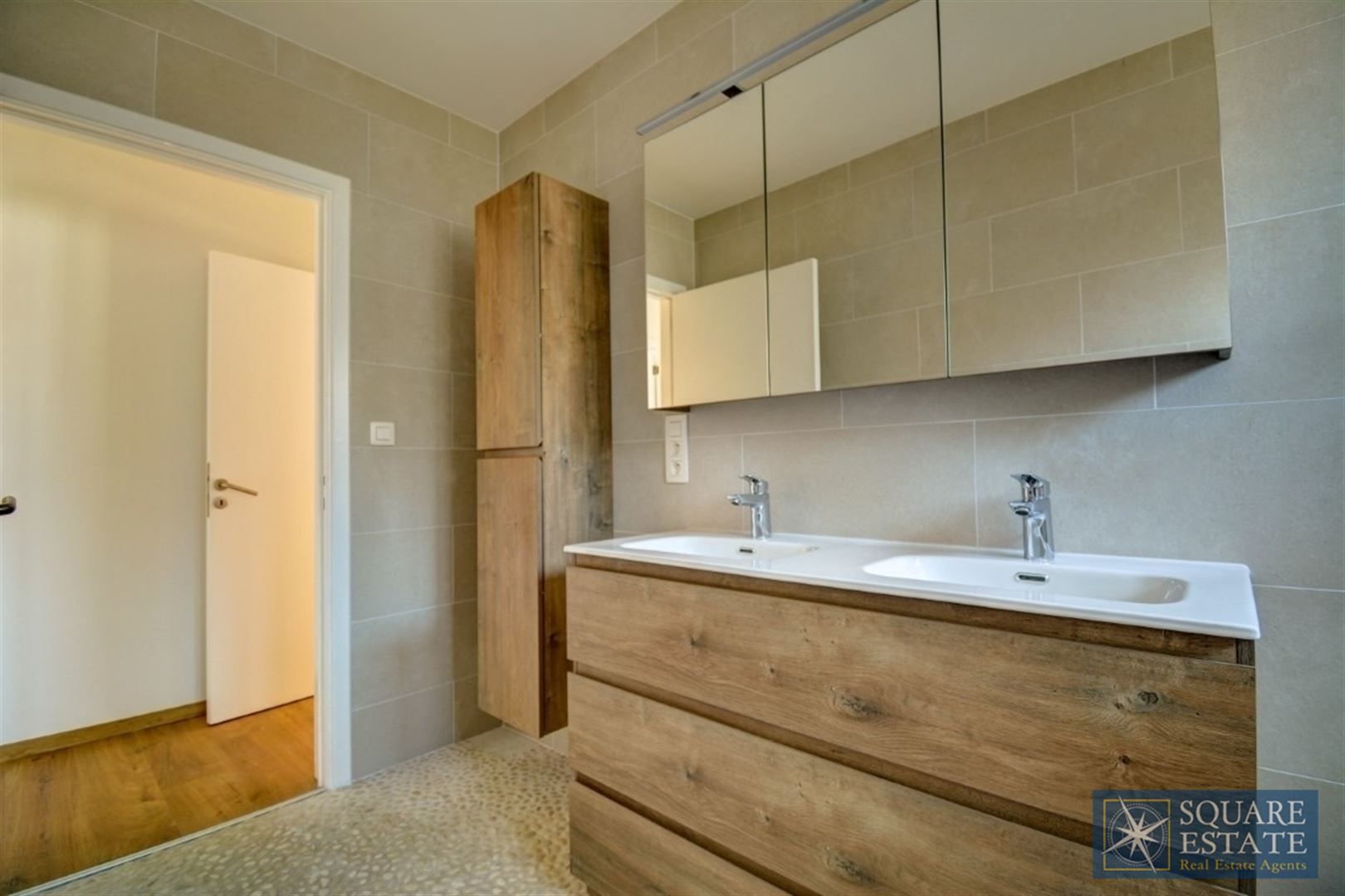 Prachtig appartement met 3 slaapkamers foto 7