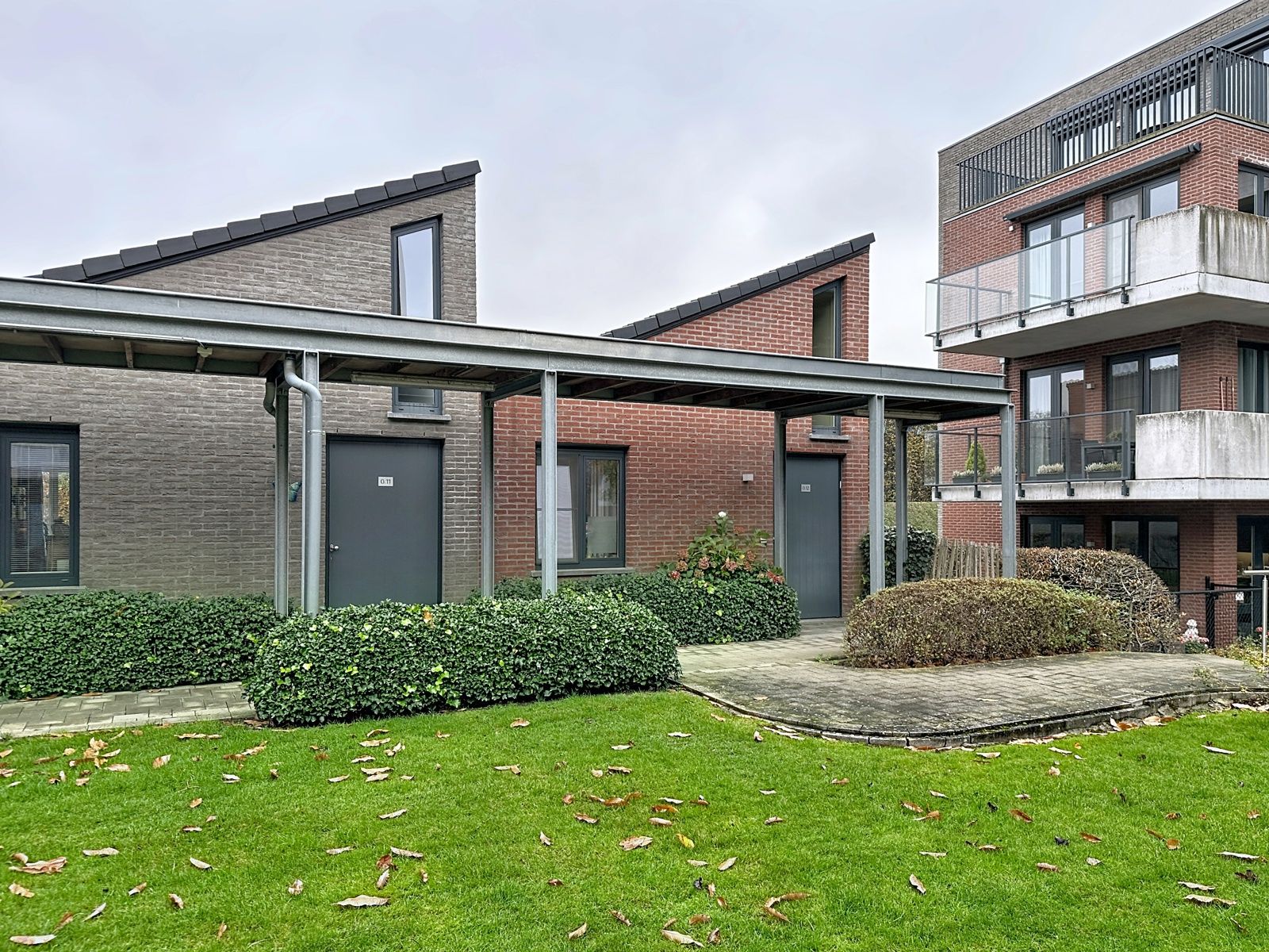 Assistentiewoning in modern complex (verhuurd !) foto 2