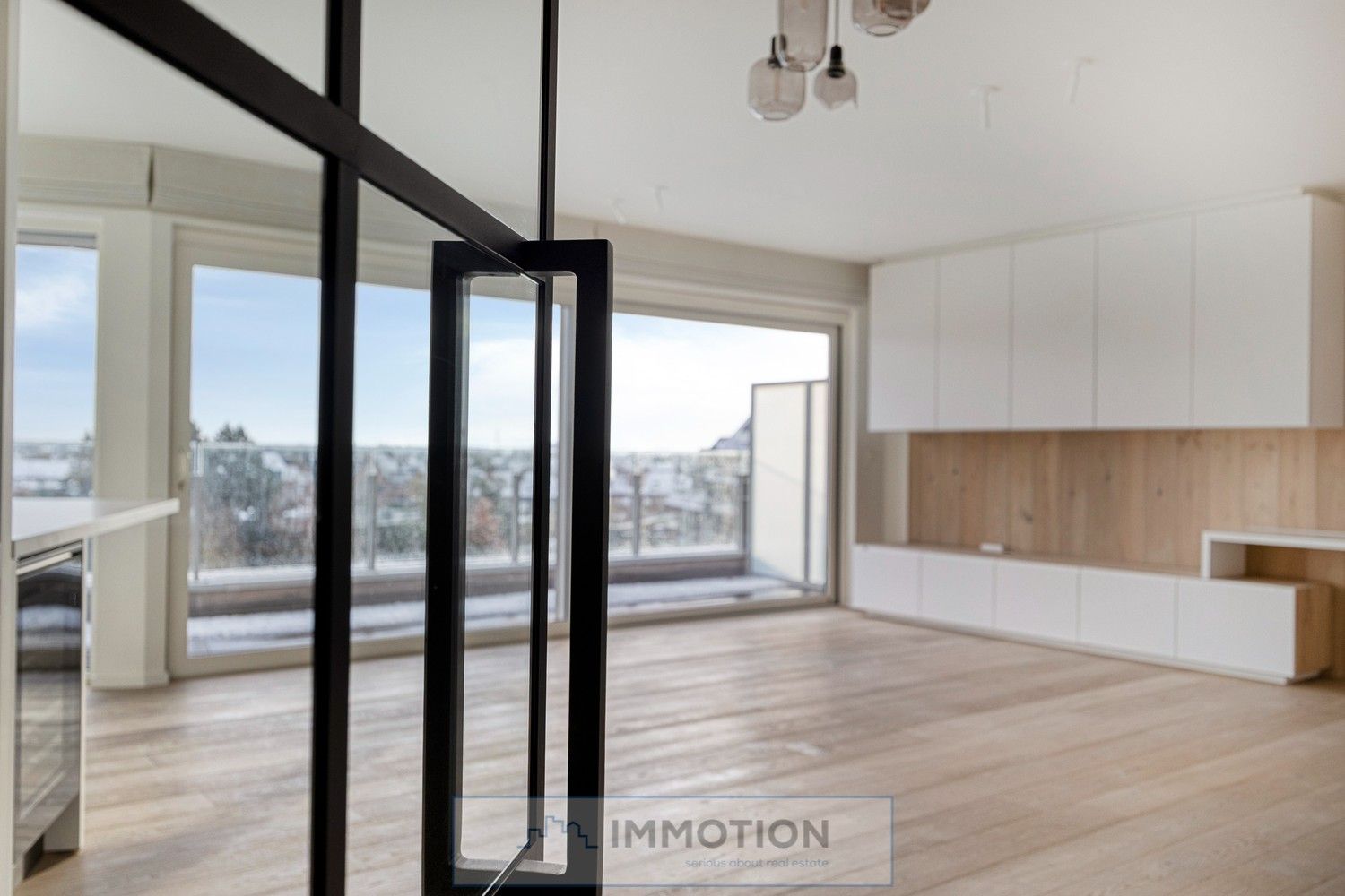 Exclusief appartement met 2 slaapkamers en garage foto 6