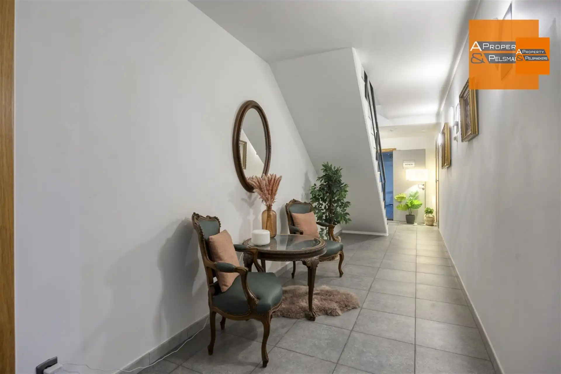 Hotel met 24 kamers foto 19