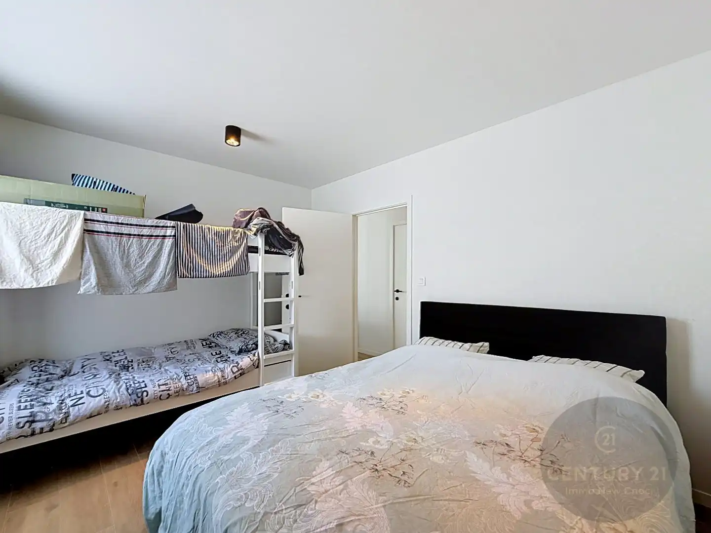 Ruim modern appartement met lift in Oud Knokke, dorp centrum, 2 slaapkamers, fietsberging,  bouwjaar 1985, energielabel C foto 12