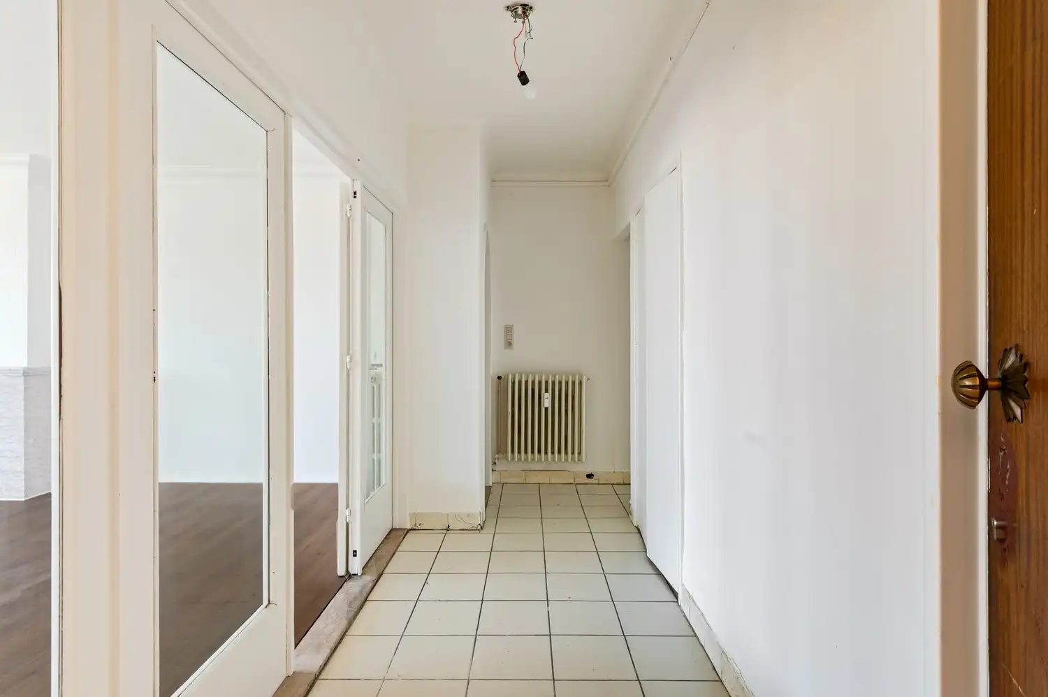 Licht op te frissen appartement met ruime living van 40 m² en nieuwe keuken foto 2